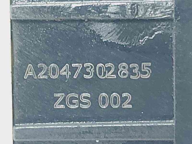 CERRADURA PUERTA TRASERA DERECHA MERCEDES-BENZ CLASE B (W246) A2047302835 A2047302835 - Vista 3