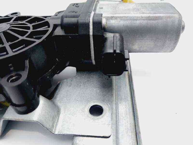 ELEVALUNAS DELANTERO DERECHO RENAULT CLIO IV 807205569R 807205569R - Vista 3