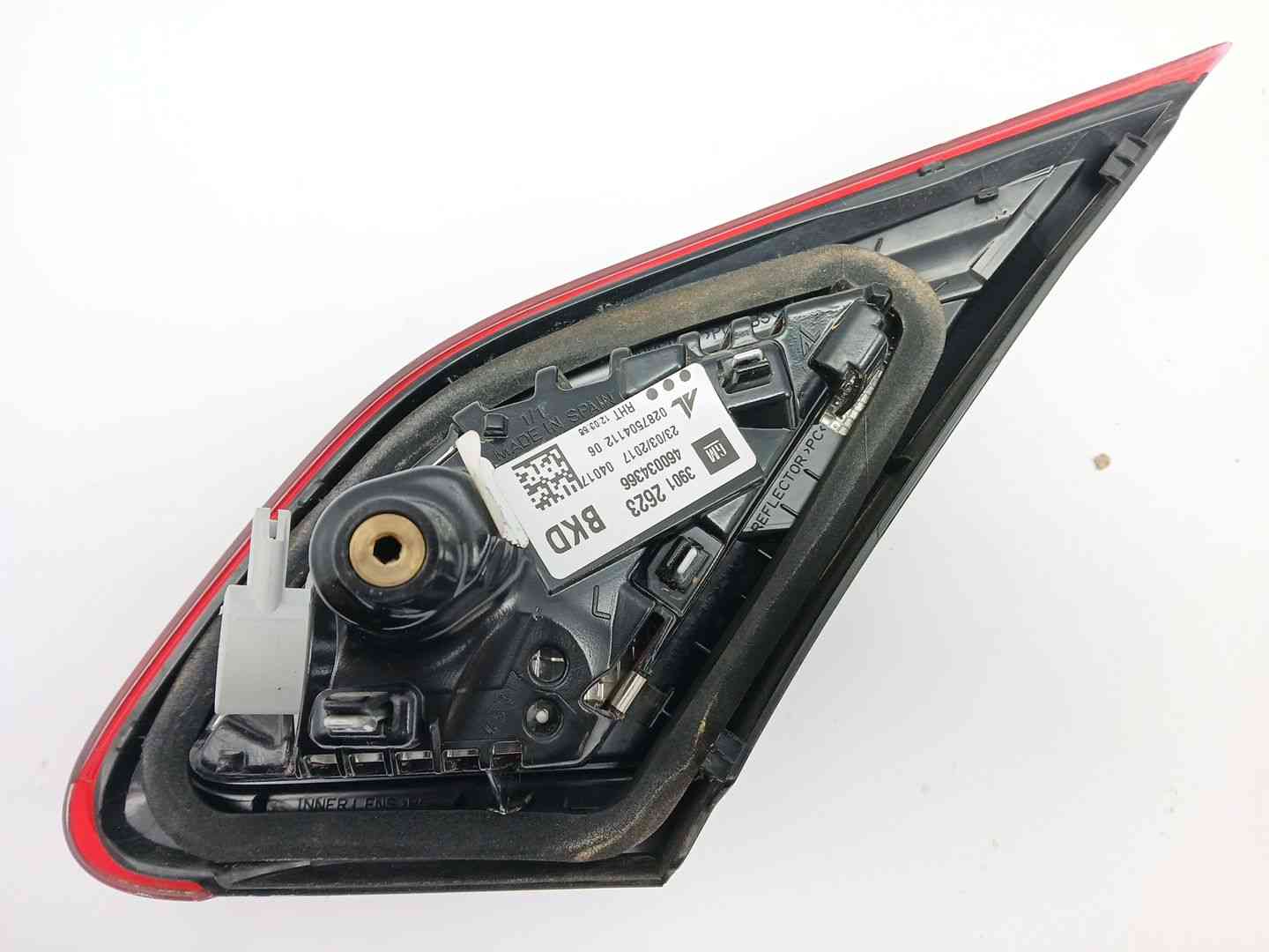 PILOTO TRASERO IZQUIERDO INTERIOR OPEL CORSA E (X15) 39012623 39012623 - Vista 3