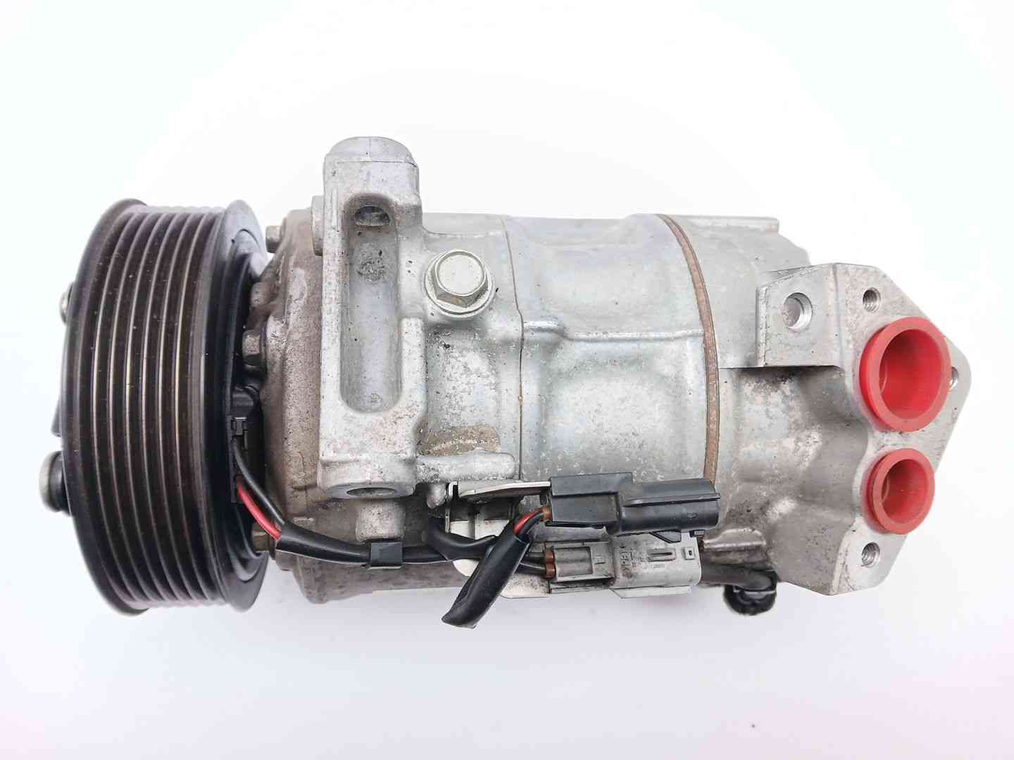 COMPRESOR AIRE ACONDICIONADO RENAULT MEGANE IV Sport Tourer (K9A/M/N_) 926001268R 926001268R