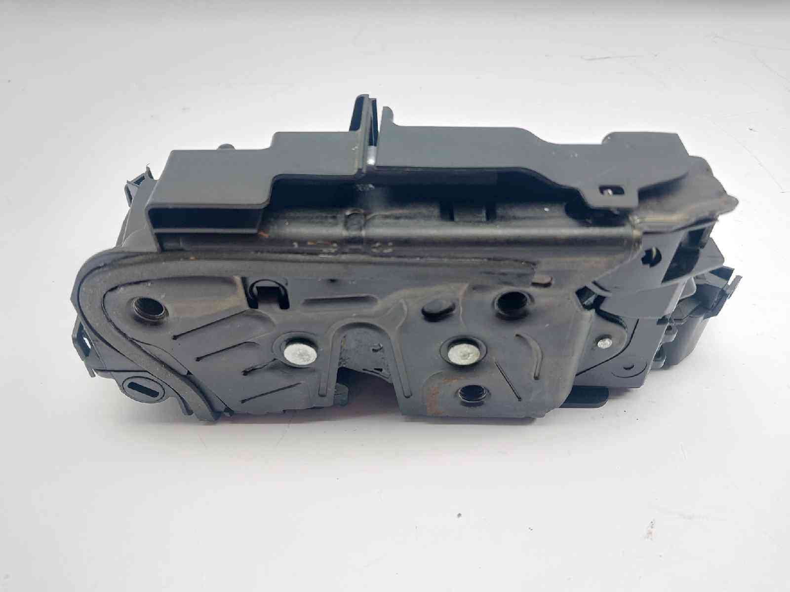 CERRADURA PUERTA DELANTERA DERECHA SKODA RAPID 5TB837016A 5TB837016A