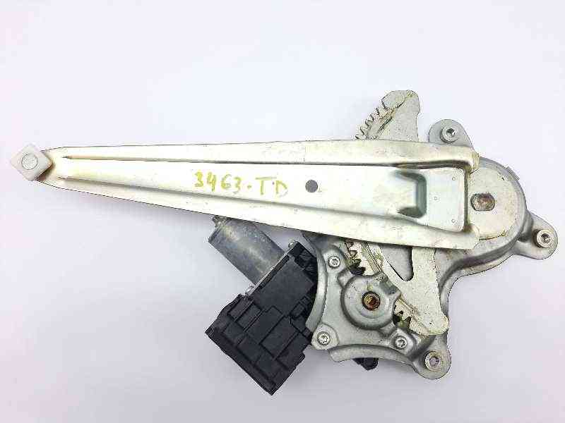 ELEVALUNAS TRASERO DERECHO LEXUS CT 8572060320 / 0620204521 85720603200620204521