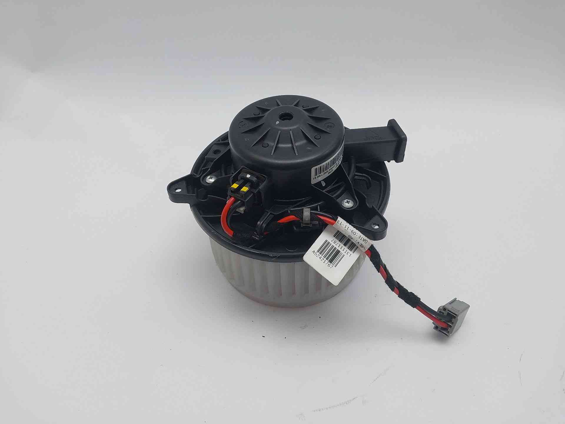 MOTOR CALEFACCION CHEVROLET CRUZE STATION WAGON A132400734 / A52421767 / 5242710201 A132400734A524217675242710201