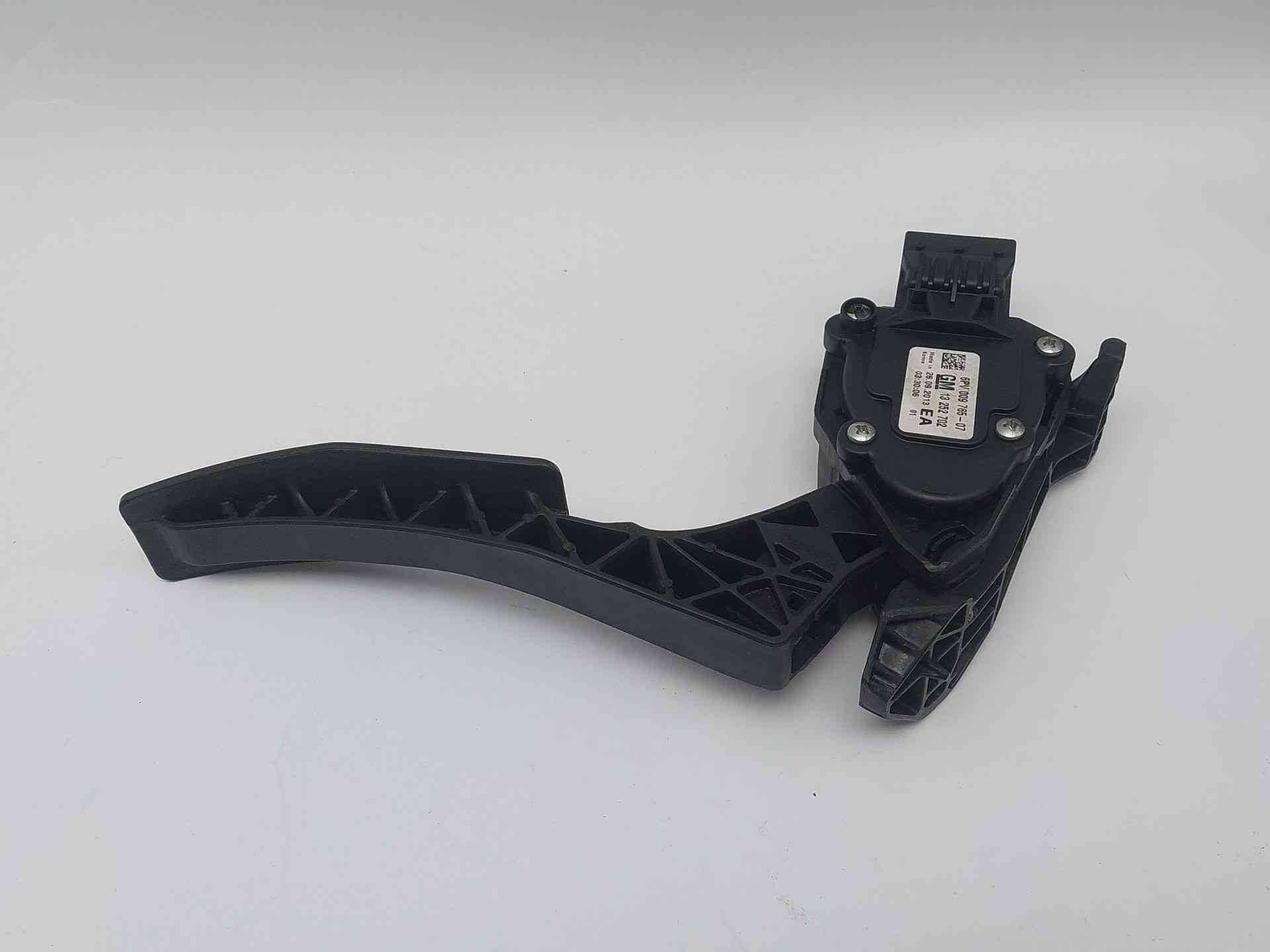 POTENCIOMETRO PEDAL CHEVROLET CRUZE STATION WAGON 6PV00976507 / 13252702 6PV0097650713252702 - Vista 2