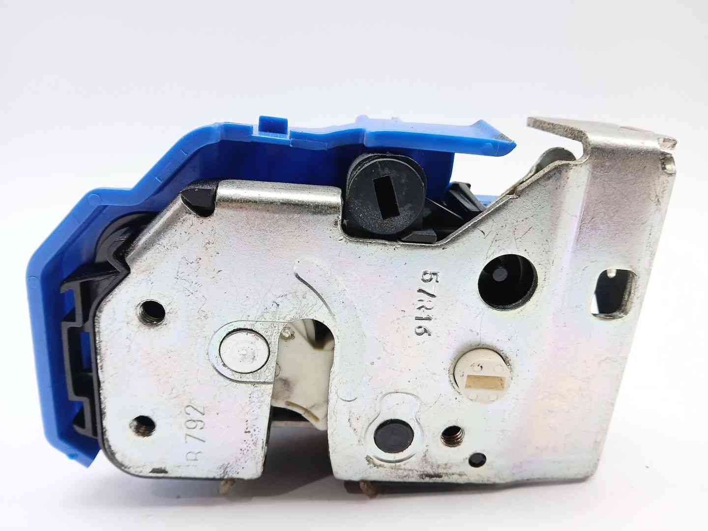 CERRADURA PUERTA TRASERA DERECHA FIAT 500L (351_, 352_) 520181240 520181240