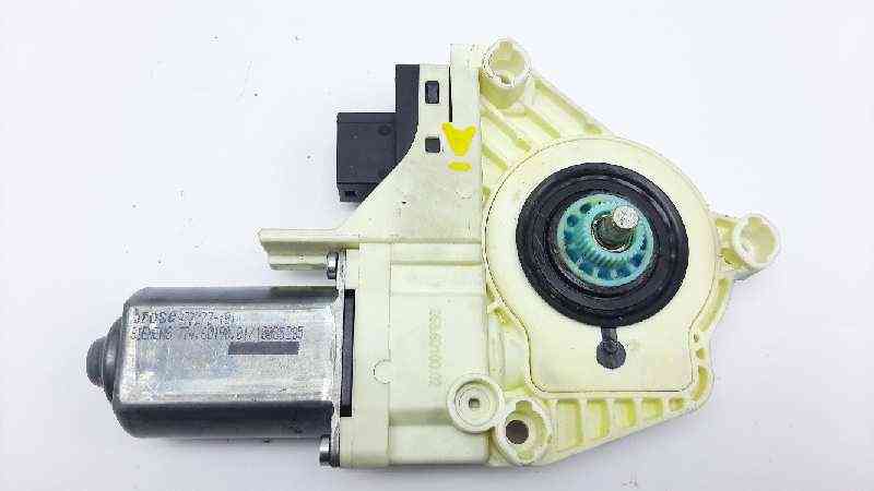 MOTOR ELEVALUNAS DELANTERO IZQUIERDO AUDI A6 BERLINA (4F2) 4F0959801D 4F0959801D - Vista 2