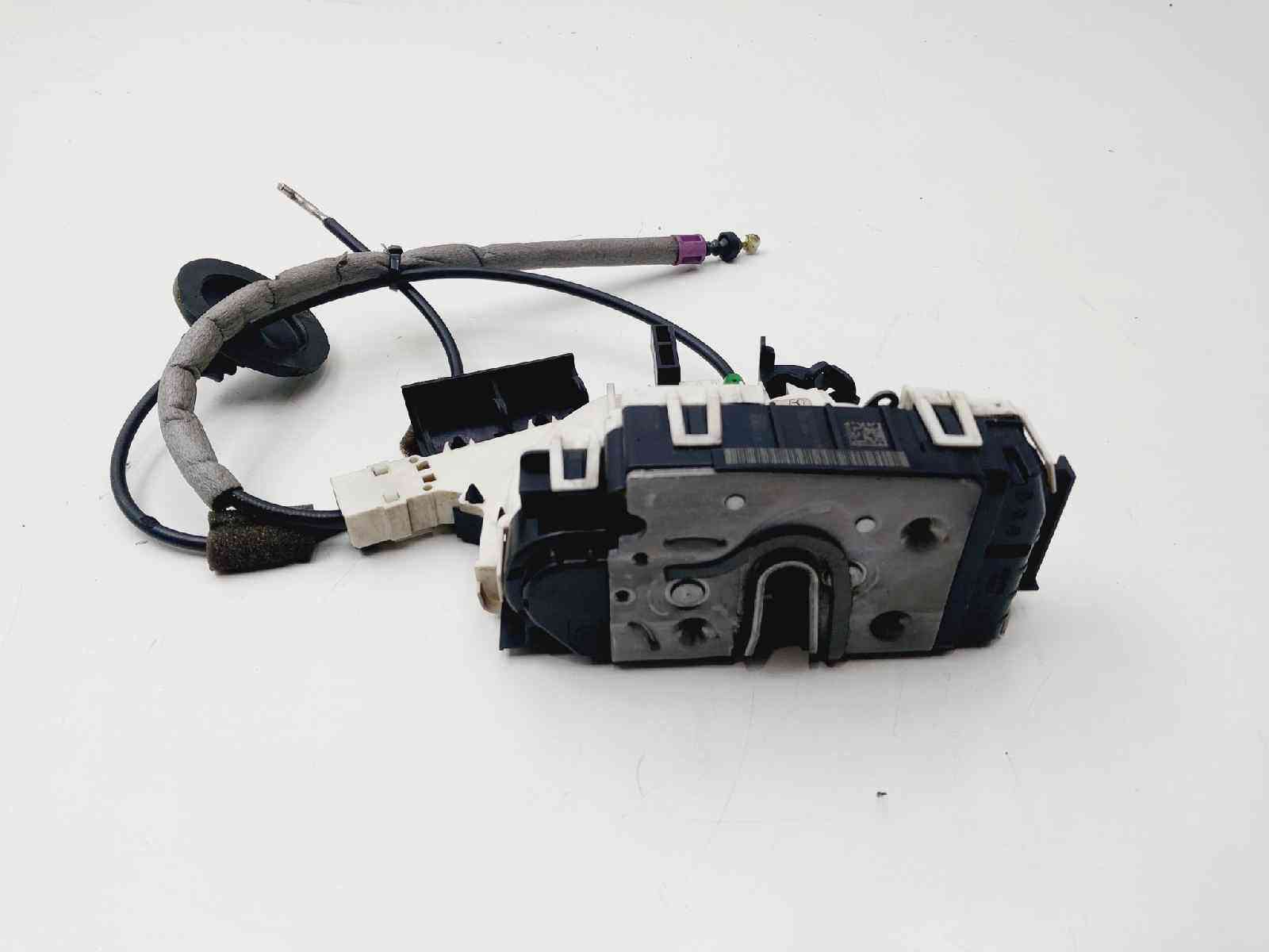 CERRADURA PUERTA DELANTERA IZQUIERDA MERCEDES-BENZ CLASE E COUPE (207) A2047201535 / A2077600140 A2047201535A2077600140