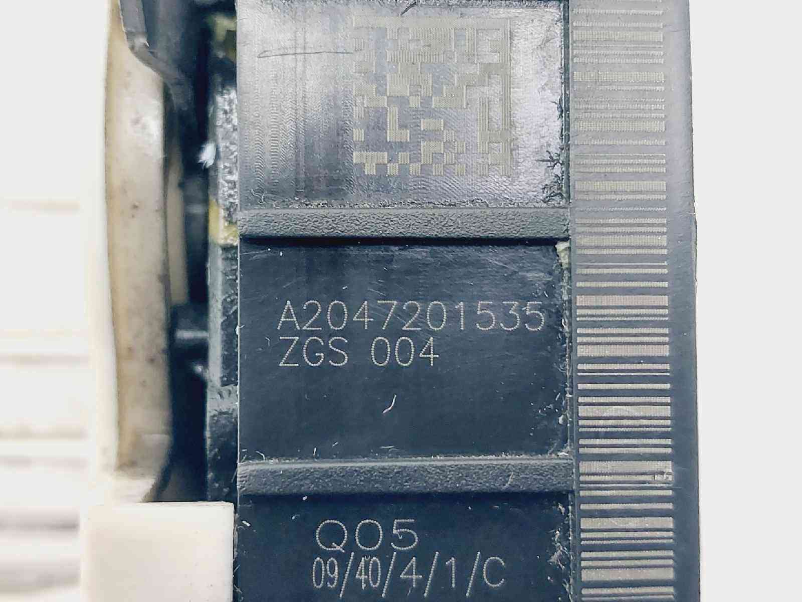 CERRADURA PUERTA DELANTERA IZQUIERDA MERCEDES-BENZ CLASE E COUPE (207) A2047201535 / A2077600140 A2047201535A2077600140 - Vista 3