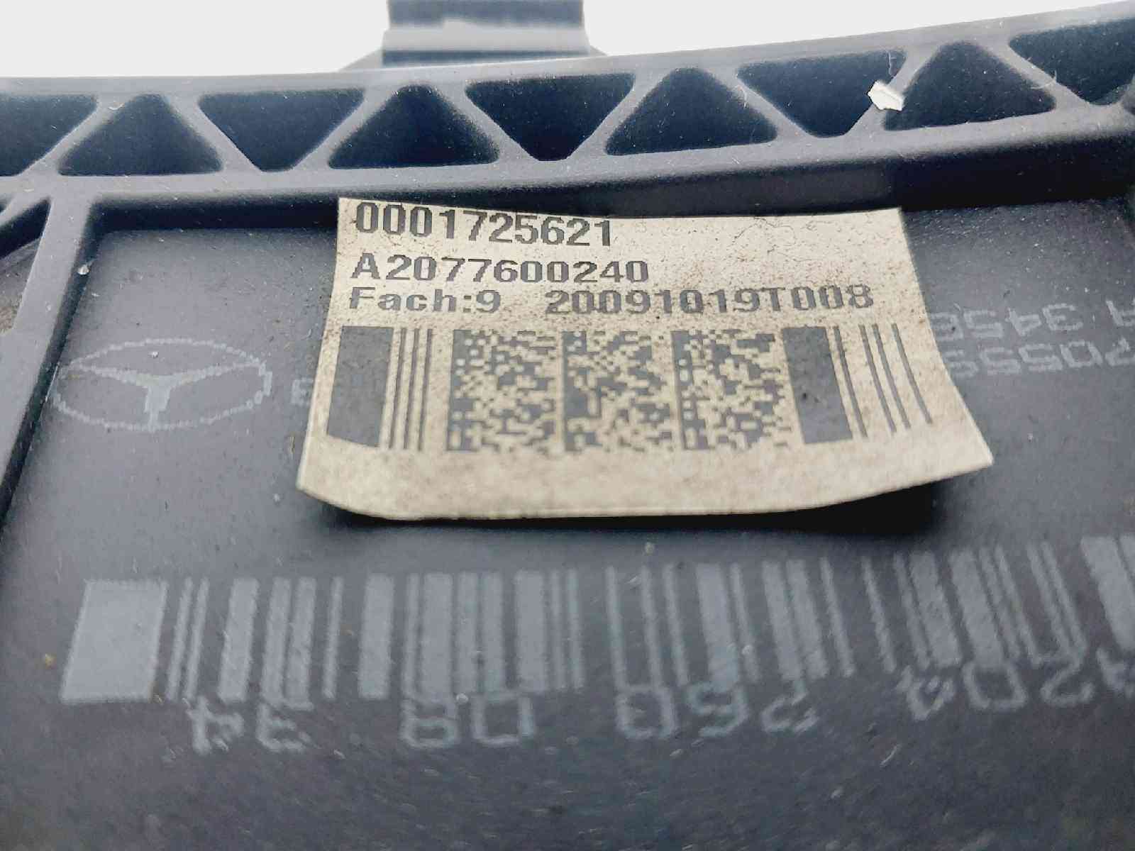 MANETA EXTERIOR DELANTERA DERECHA MERCEDES-BENZ CLASE E COUPE (207) A20476002709799 / A2077600240 A20476002709799A2077600240 - Vista 3