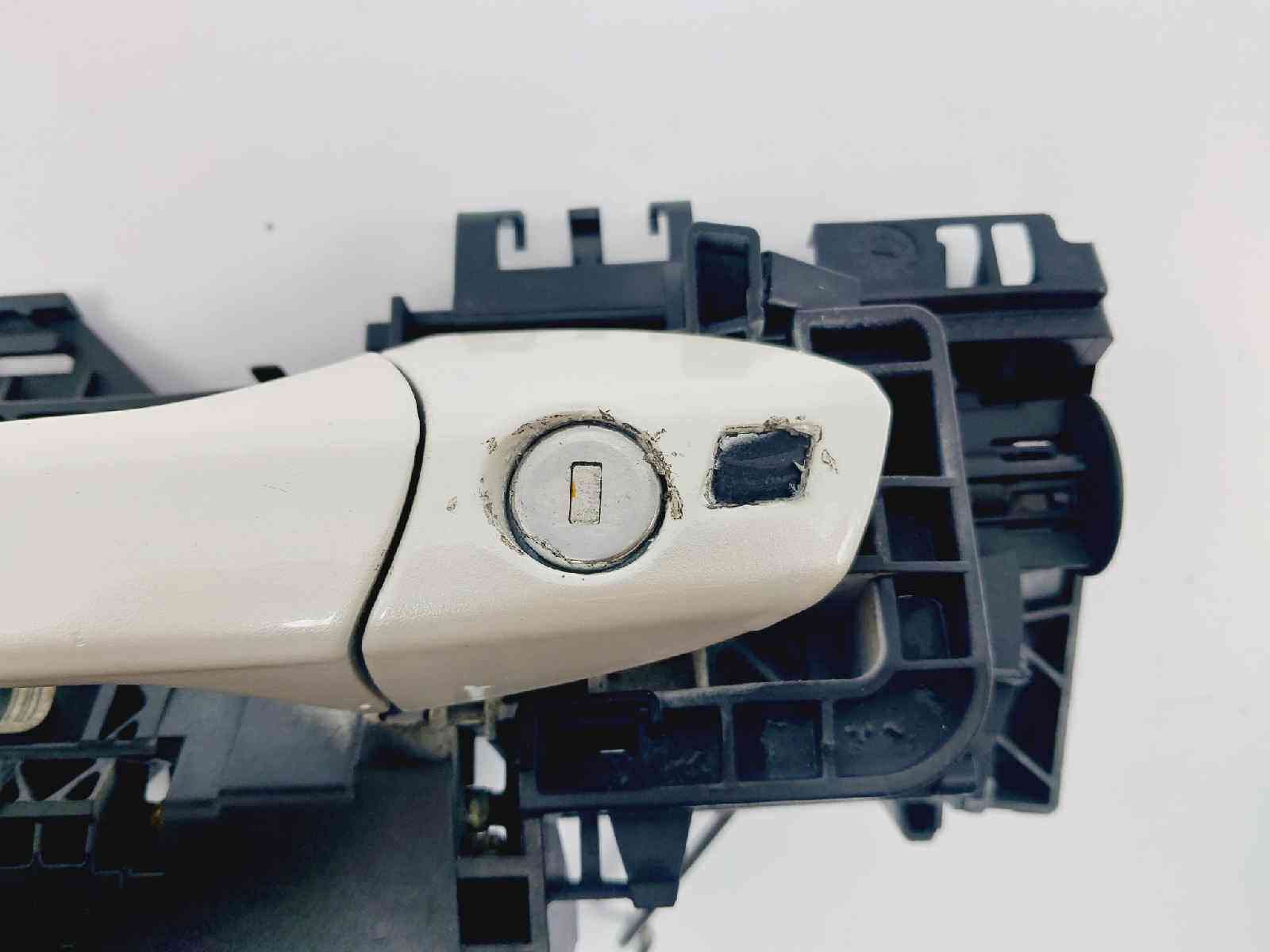 MANETA EXTERIOR DELANTERA IZQUIERDA MERCEDES-BENZ CLASE E COUPE (207) A20476002709799 / A2077600140 A20476002709799A2077600140 - Vista 3