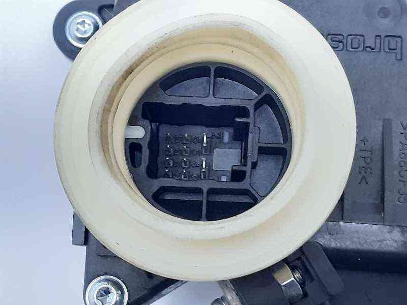 ELEVALUNAS TRASERO DERECHO TOYOTA AURIS 8570202020 / 8572002440B / 961919101 85702020208572002440B961919101 - Vista 2