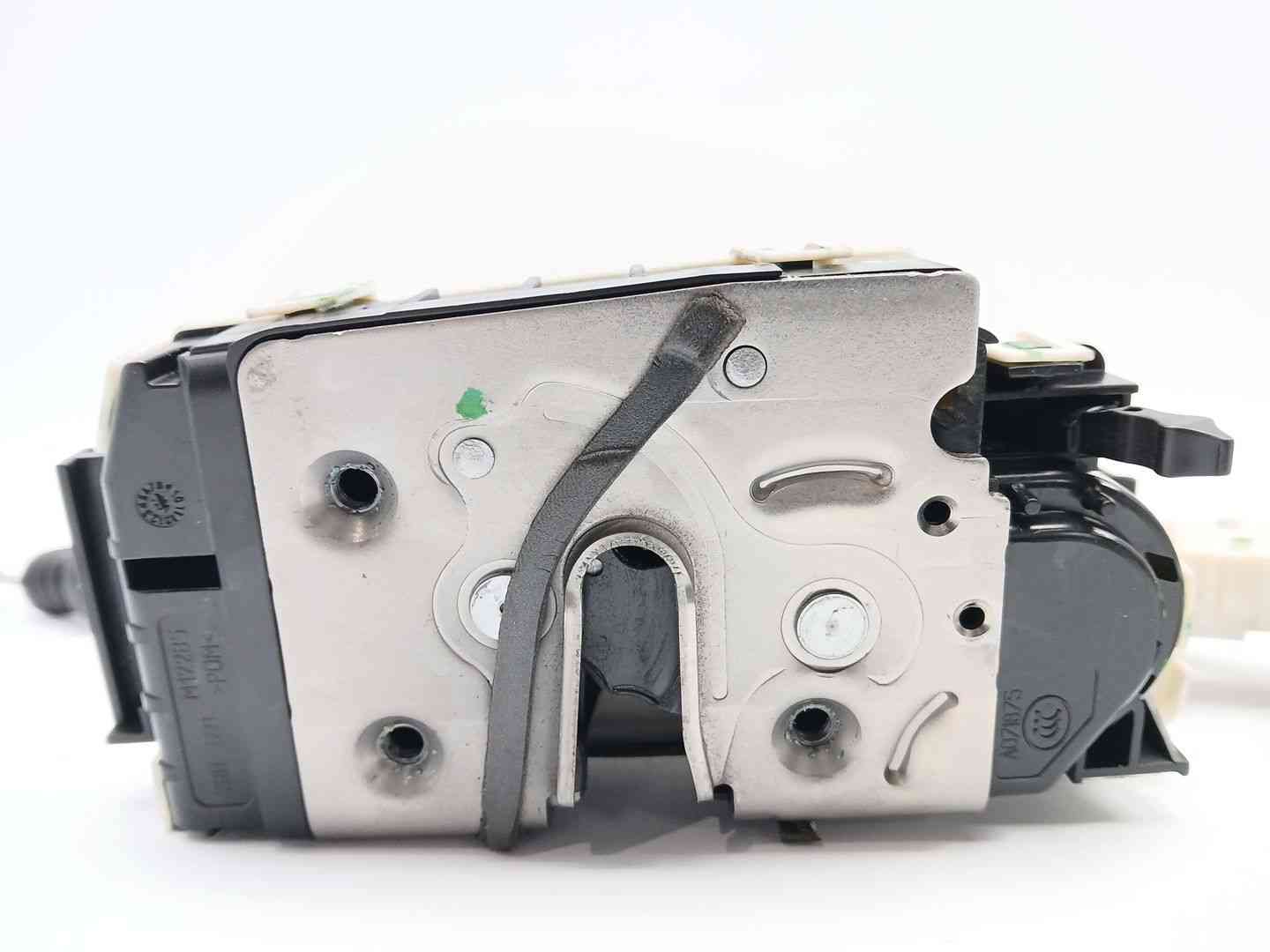 CERRADURA PUERTA TRASERA DERECHA MERCEDES-BENZ CLASE B Sports Tourer (W246, W242) A2047302835 A2047302835