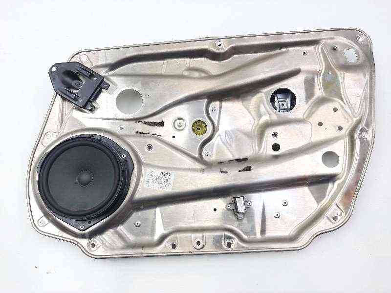 ELEVALUNAS DELANTERO DERECHO MERCEDES-BENZ CLASE C (W204) BERLINA A2047600834 / A2048210751 / A2047200635 A2047600834A2048210751A2047200635
