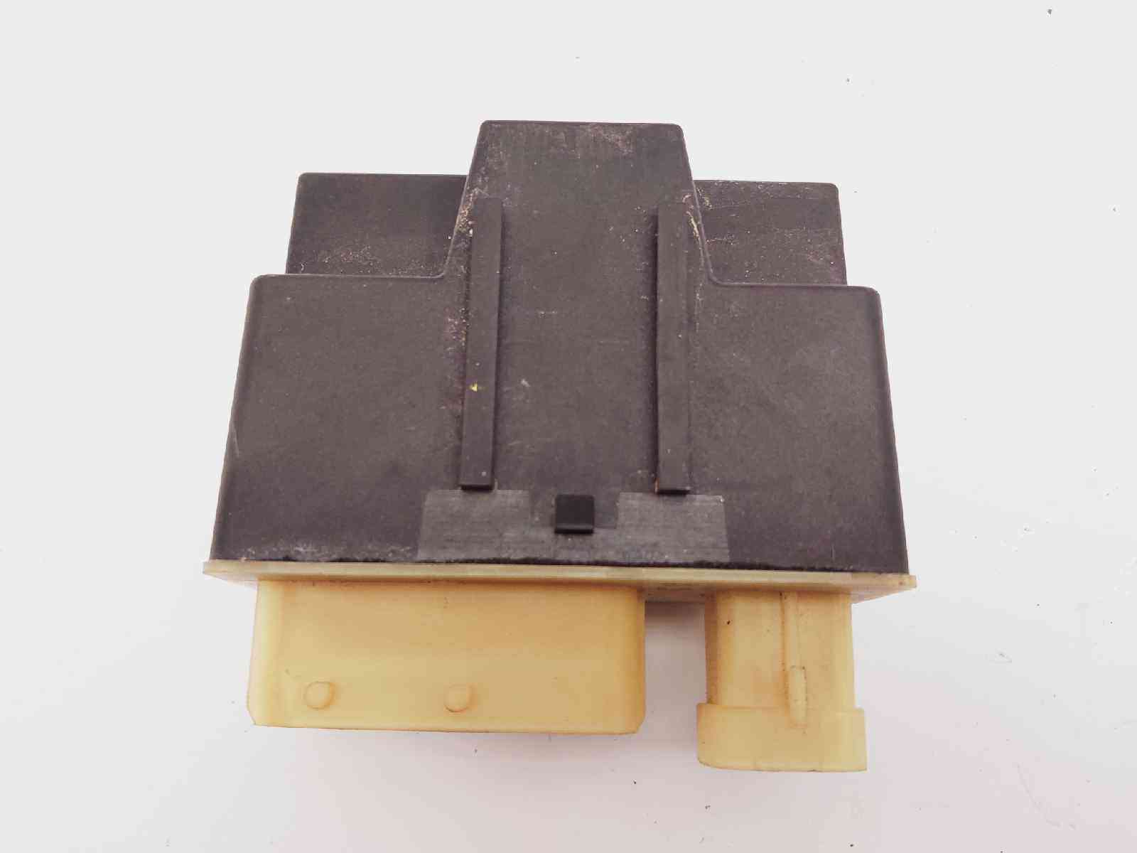 CAJA PRECALENTAMIENTO PEUGEOT 5008 9662570880 9662570880 - Vista 2
