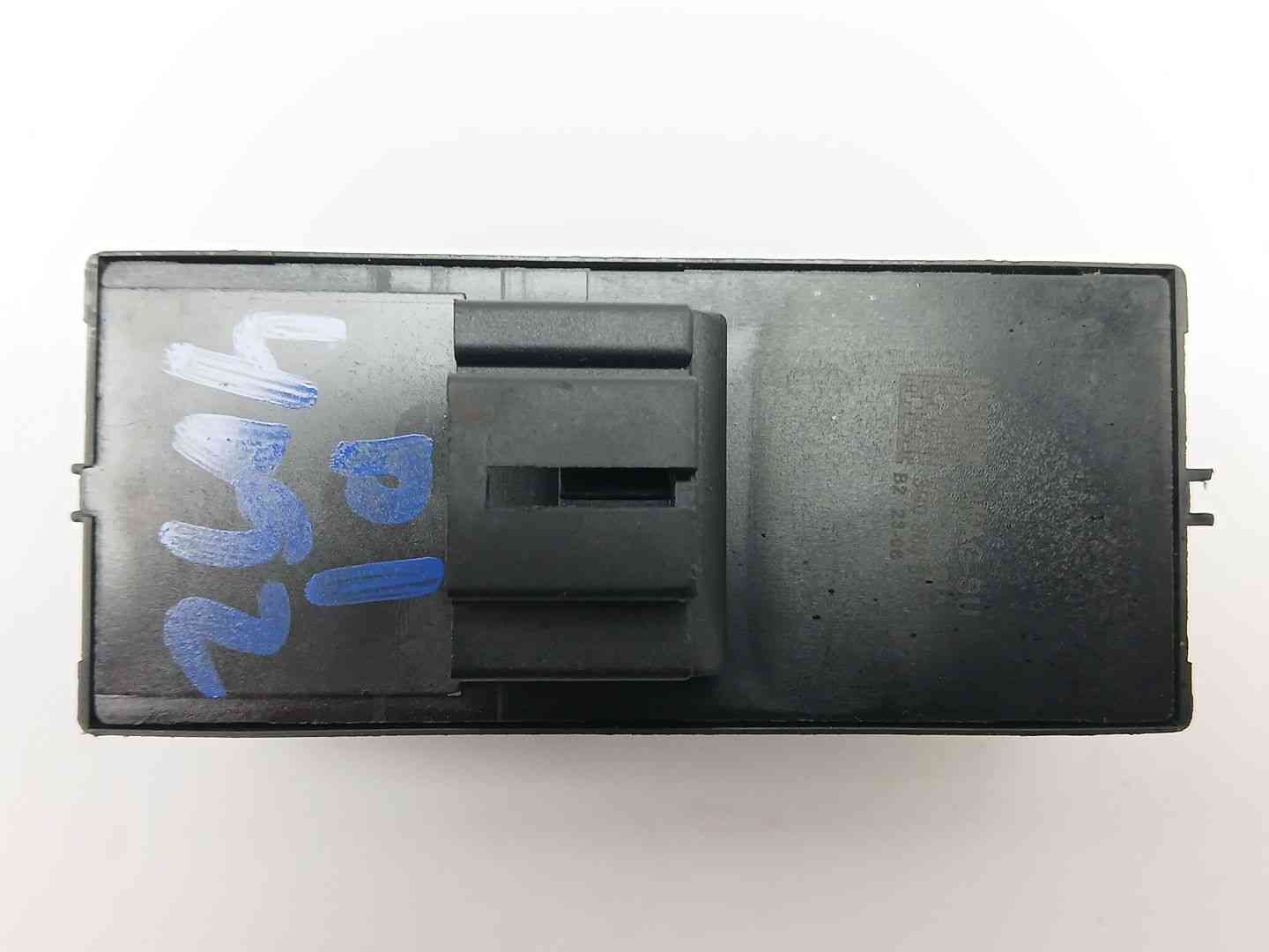 MANDO ELEVALUNAS DELANTERO IZQUIERDO SKODA SUPERB III (3V3) 3G0959857C 3G0959857C - Vista 2