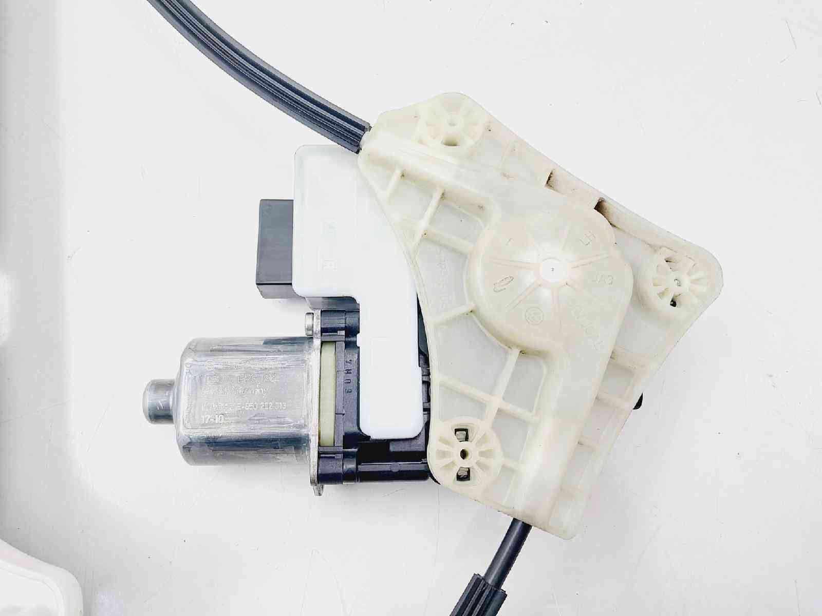 ELEVALUNAS TRASERO IZQUIERDO VOLKSWAGEN T-ROC 2GA839461F / 0130822695 2GA839461F0130822695 - Vista 2