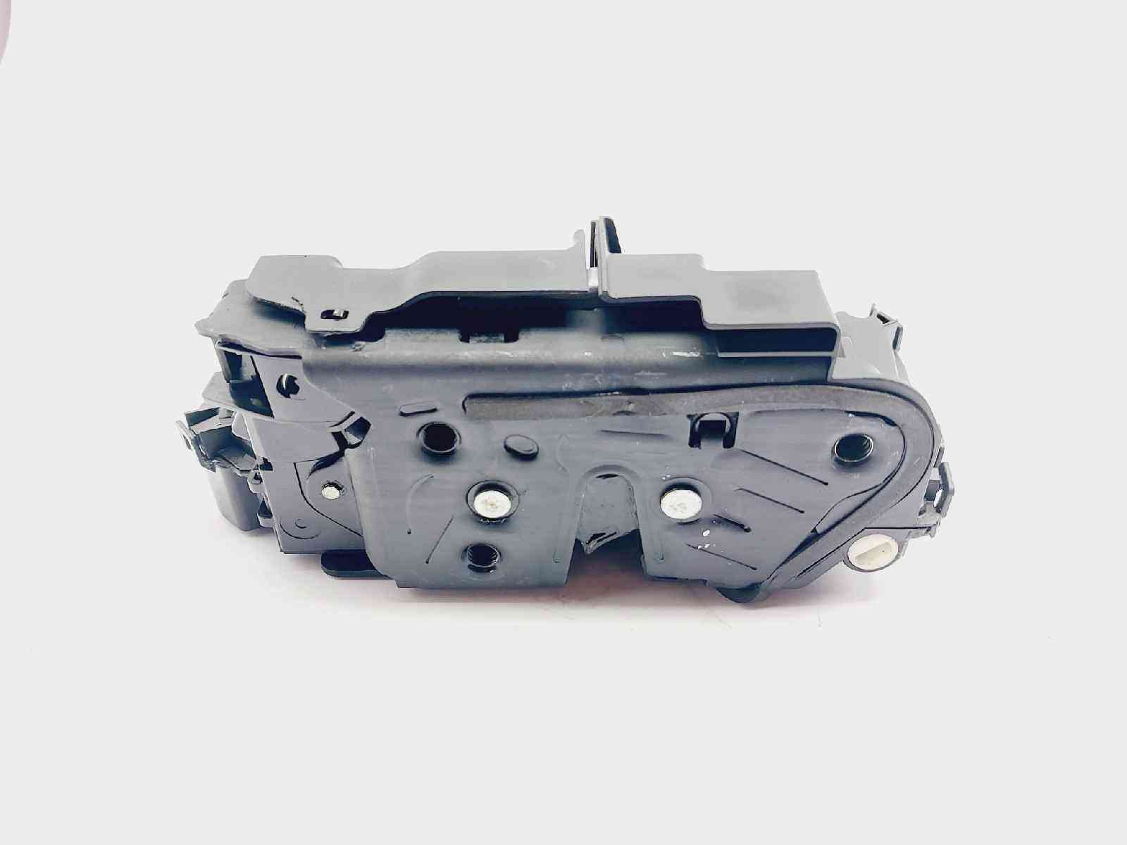 CERRADURA PUERTA TRASERA IZQUIERDA VOLKSWAGEN T-ROC 5TA839015P / A5E5TA839015E 5TA839015PA5E5TA839015E
