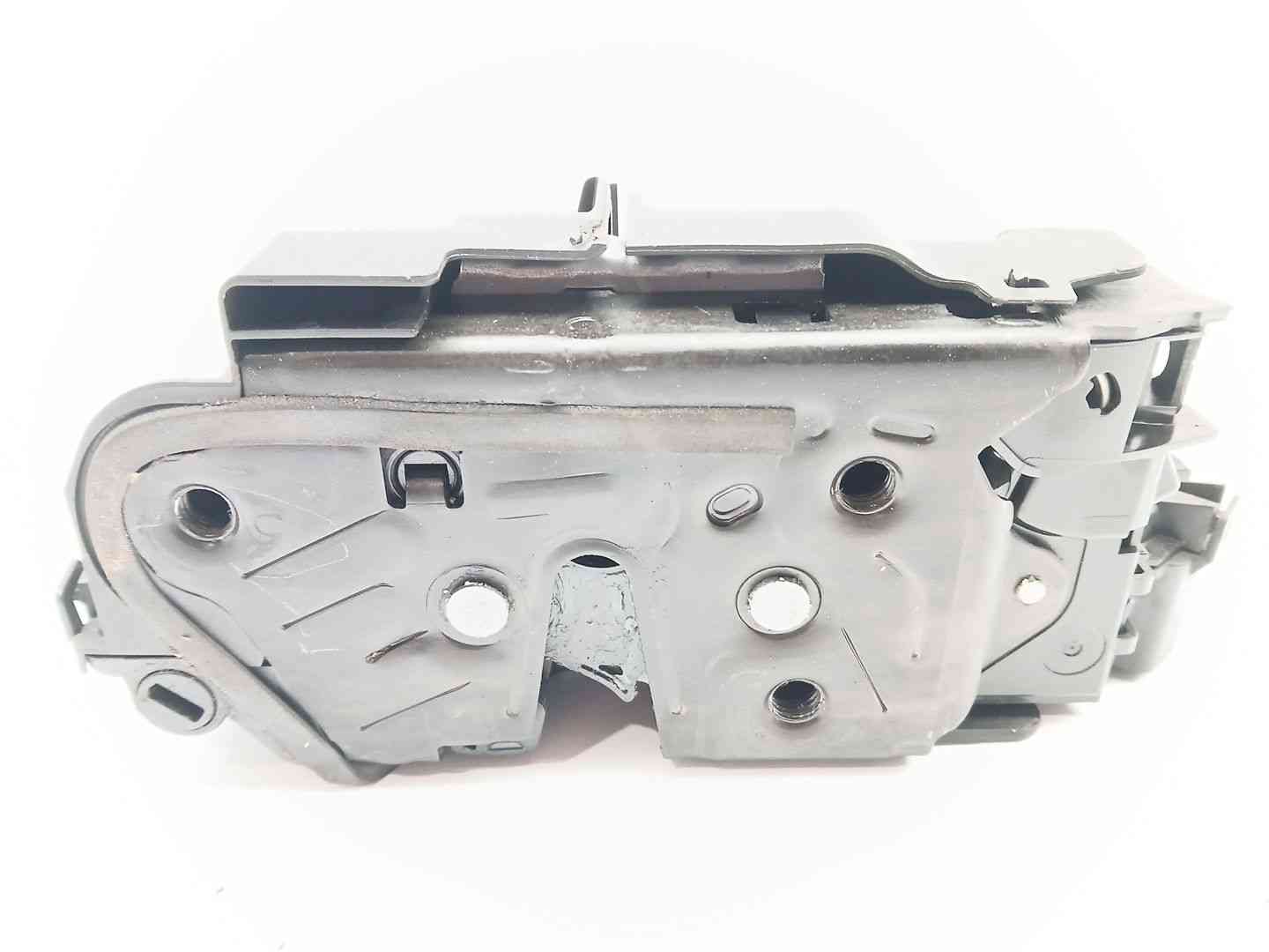 CERRADURA PUERTA TRASERA DERECHA VOLKSWAGEN POLO VI (AW1, BZ1, AE1, BZ3) 5TA839016E 5TA839016E