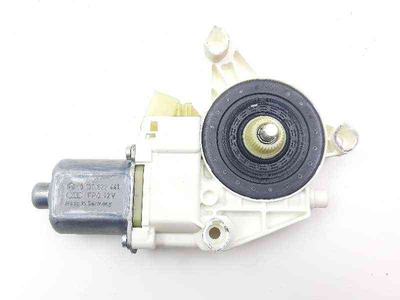 MOTOR ELEVALUNAS DELANTERO IZQUIERDO MERCEDES-BENZ CLASE C (W204) BERLINA A2048200142 / 0130822441 A20482001420130822441