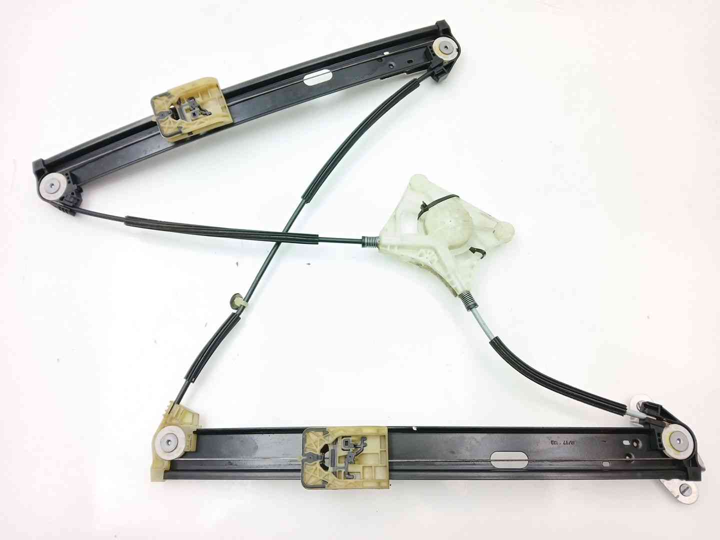 ELEVALUNAS DELANTERO IZQUIERDO VOLKSWAGEN POLO VI (AW1, BZ1, AE1, BZ3) 2G4837461B 2G4837461B