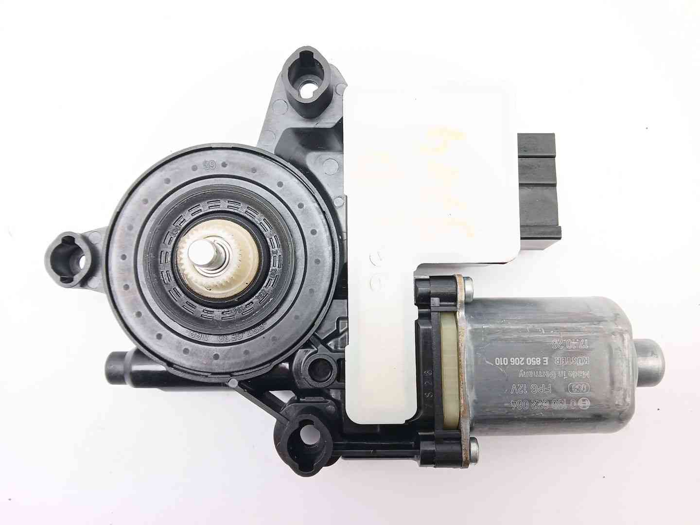MOTOR ELEVALUNAS DELANTERO DERECHO VOLKSWAGEN POLO VI (AW1, BZ1, AE1, BZ3) 2Q1959882 2Q1959882