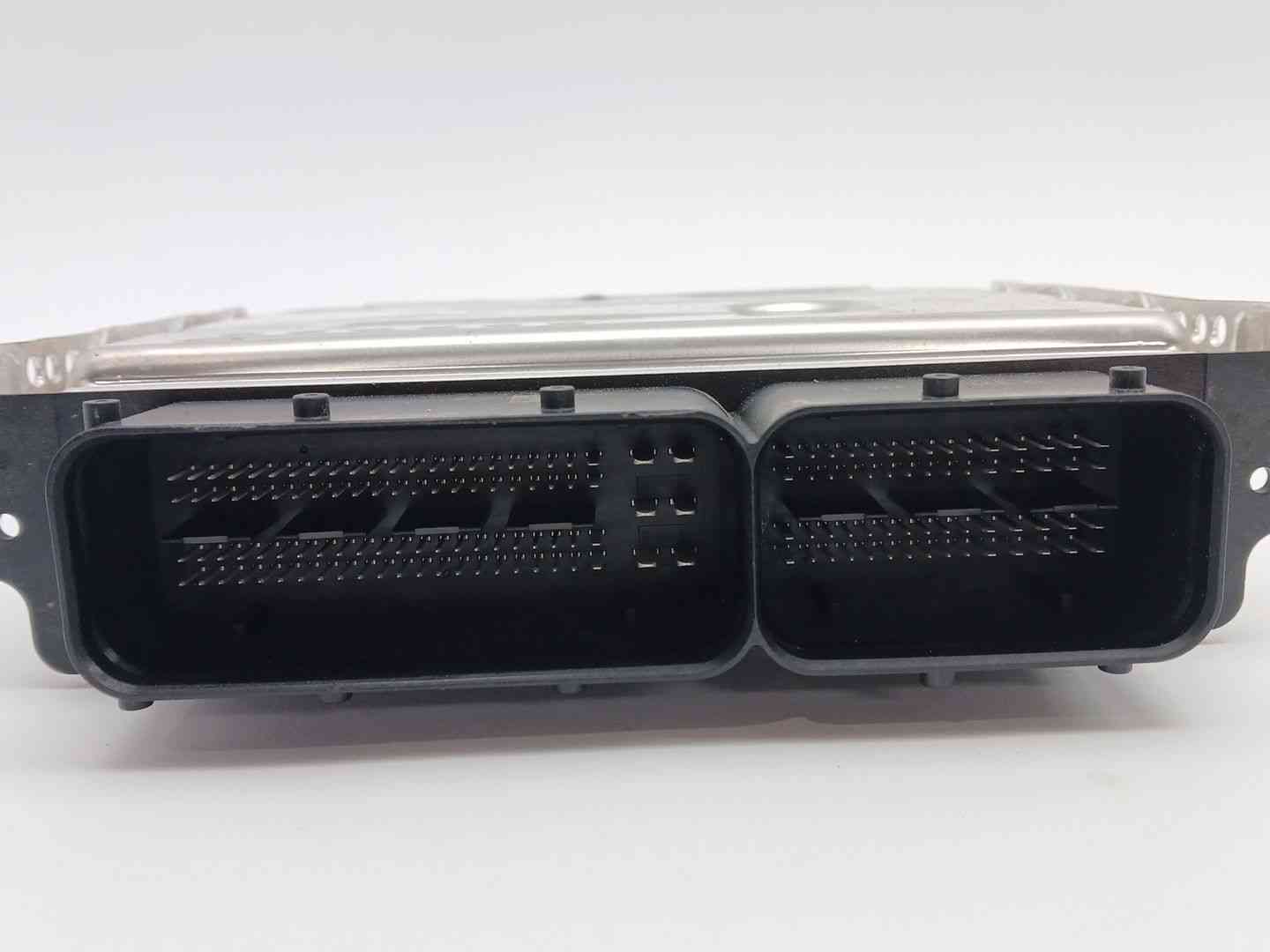 CENTRALITA MOTOR UCE VOLKSWAGEN TAIGO (CS1) 05C907309F / 261S107K0 05C907309F261S107K0 - Vista 3