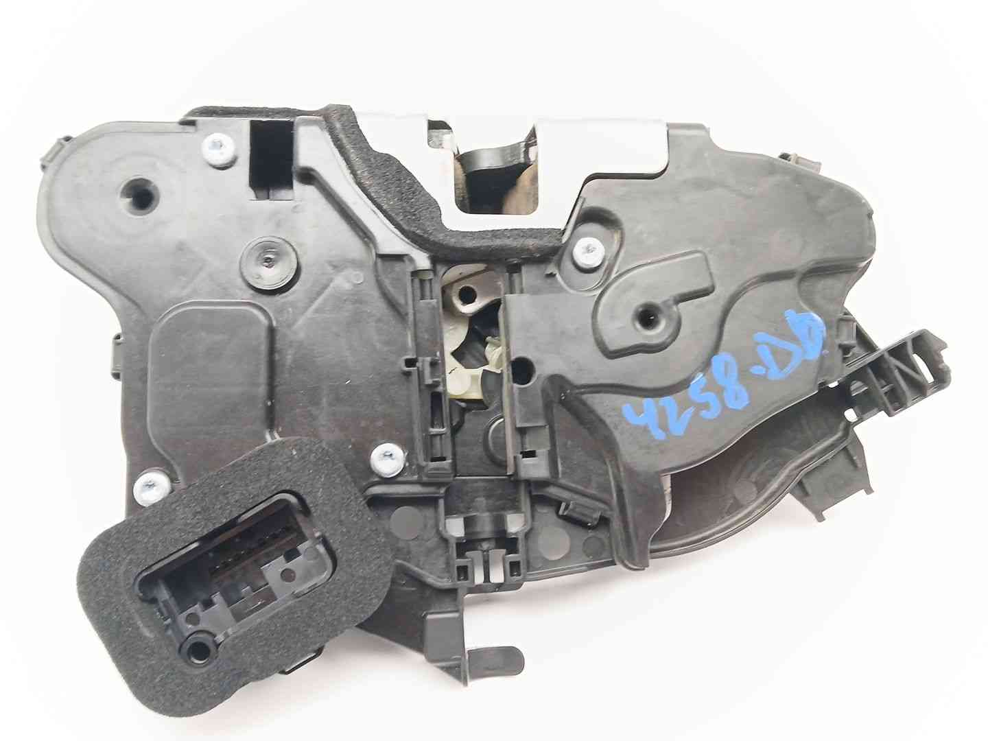 CERRADURA PUERTA DELANTERA DERECHA VOLKSWAGEN TAIGO (CS1) 10B837016B 10B837016B - Vista 3