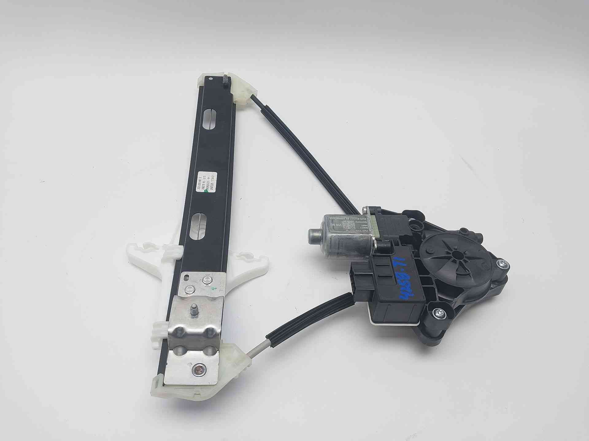 ELEVALUNAS TRASERO IZQUIERDO VOLKSWAGEN TAIGO (CS1) 0130822695 / 2G6839461E 01308226952G6839461E