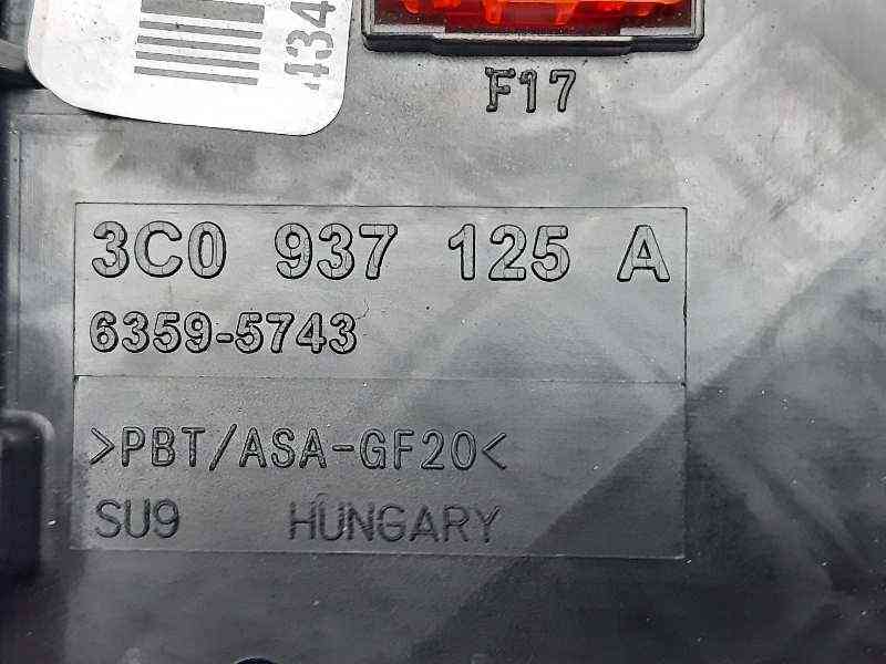 CAJA RELES / FUSIBLES VOLKSWAGEN PASSAT VARIANT (365) 3C0937125A / 63595743 3C0937125A63595743 - Vista 2