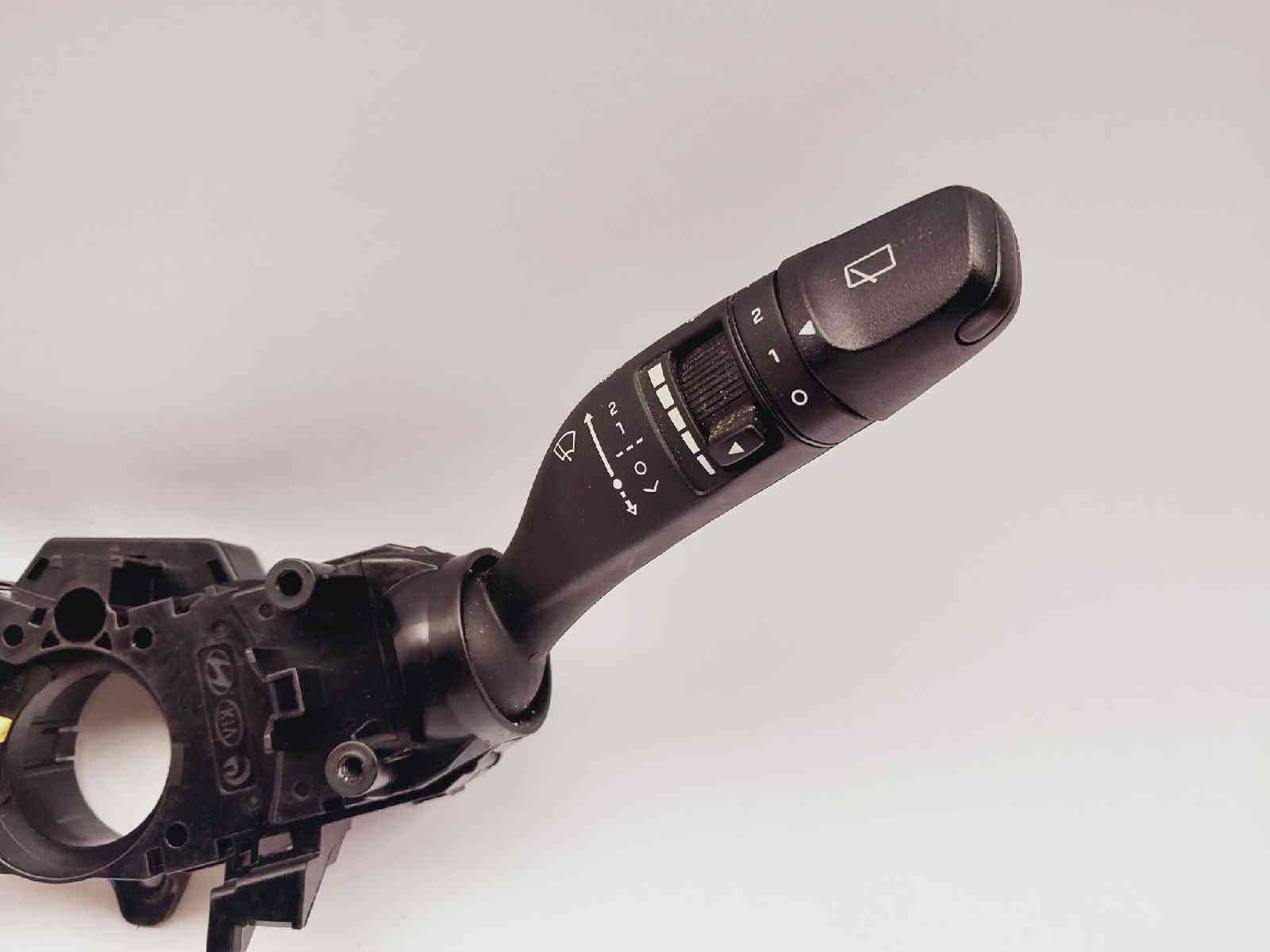 MANDO MULTIFUNCION HYUNDAI I20 299141440 299141440 - Vista 2