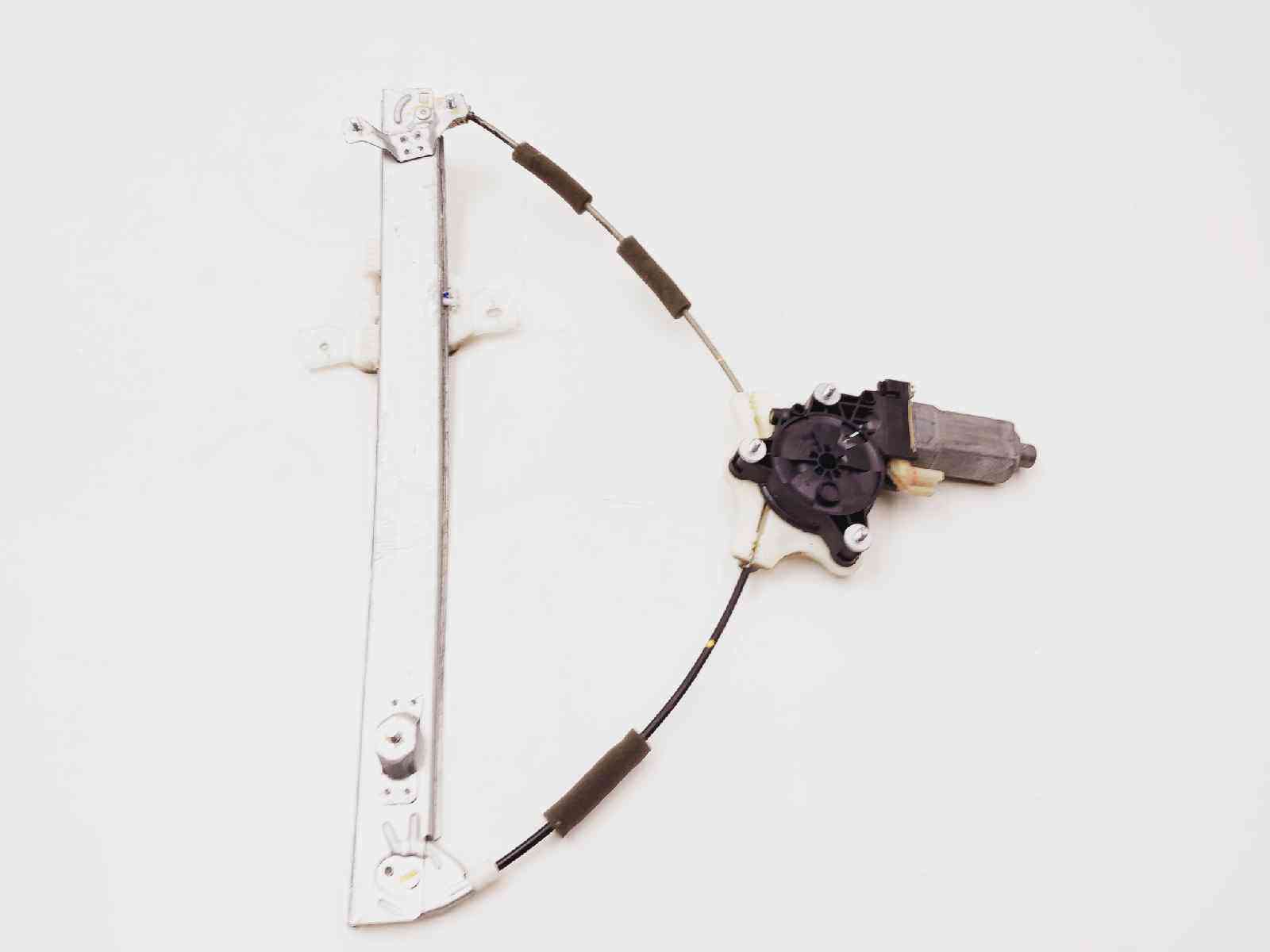 ELEVALUNAS DELANTERO DERECHO HYUNDAI I20 82460C7000 82460C7000 - Vista 2