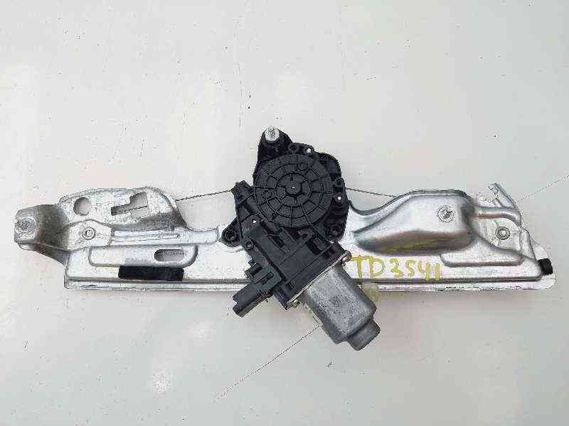 ELEVALUNAS TRASERO DERECHO RENAULT MEGANE IV BERLINA 5P 827204587R / C42826103 827204587RC42826103