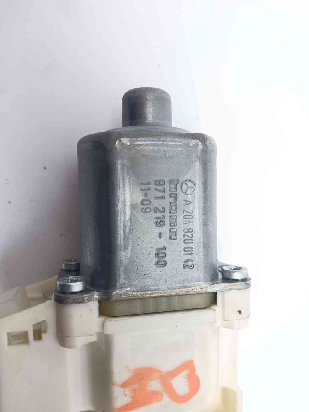MOTOR ELEVALUNAS DELANTERO IZQUIERDO MERCEDES-BENZ CLASE C (W204) A2048200142 A2048200142 - Vista 2