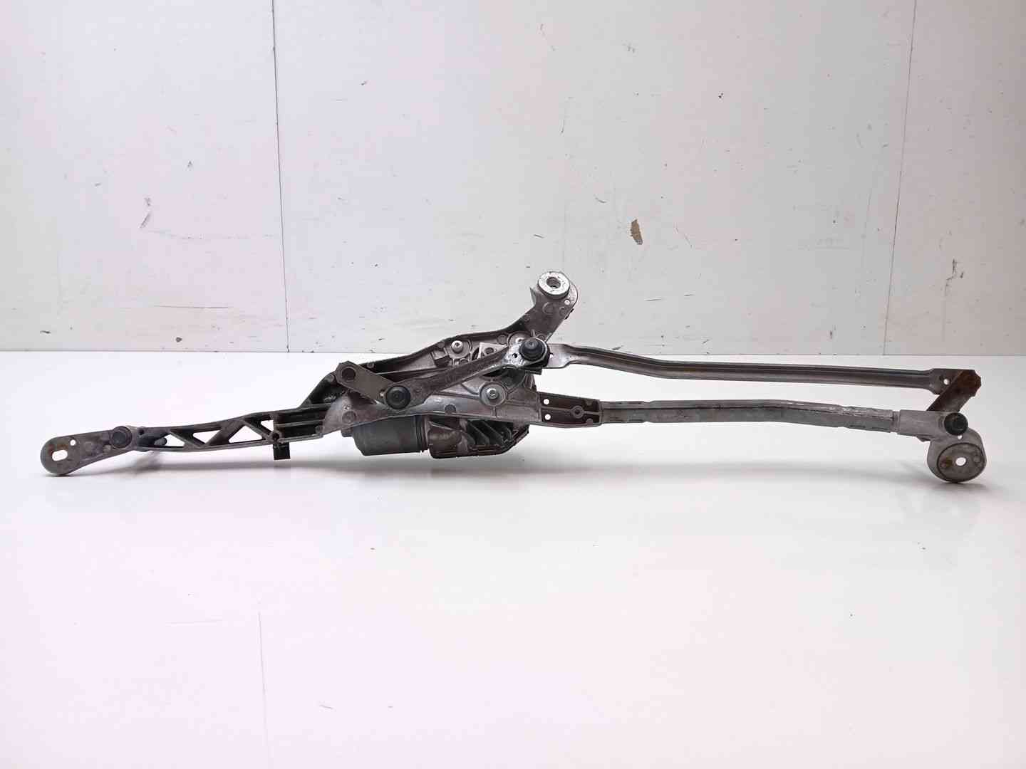 MOTOR LIMPIA DELANTERO MERCEDES-BENZ CLASE C (W204) A2048201040 / 1397220666 / 3397021440 A204820104013972206663397021440 - Vista 2