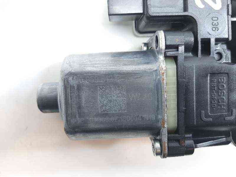 MOTOR ELEVALUNAS TRASERO DERECHO SEAT LEON ST (5F8) 5Q0959812E / 0130822724 5Q0959812E0130822724 - Vista 3