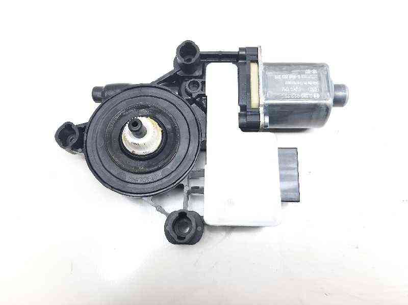 MOTOR ELEVALUNAS TRASERO IZQUIERDO SEAT LEON ST (5F8) 5Q0959811E 5Q0959811E - Vista 3
