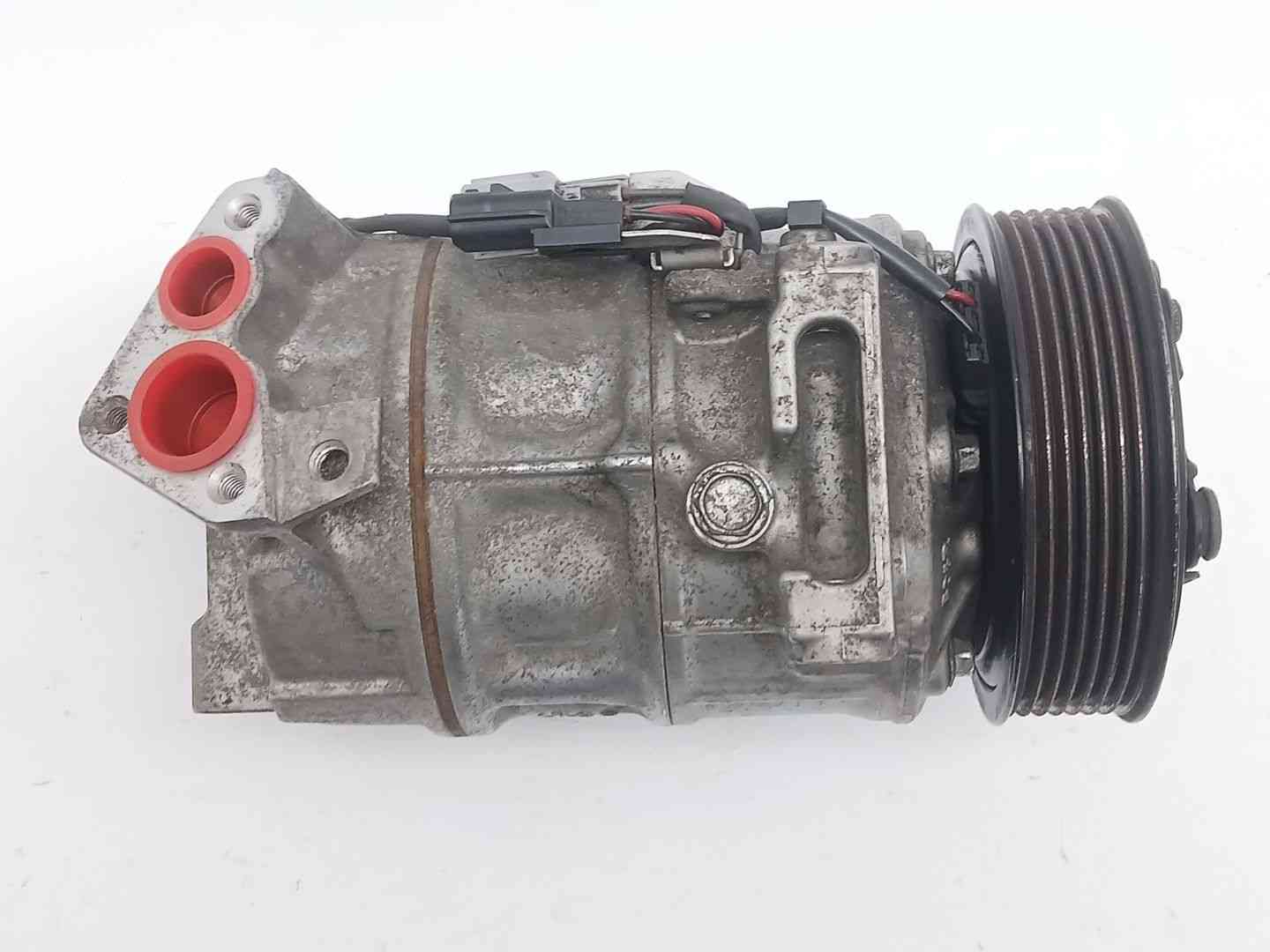 COMPRESOR AIRE ACONDICIONADO RENAULT KADJAR (HA_, HL_) 926001268R 926001268R - Vista 2