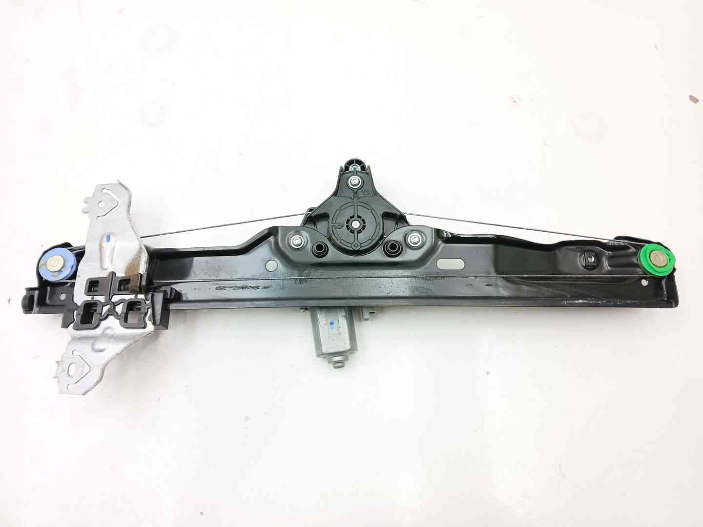 ELEVALUNAS DELANTERO DERECHO RENAULT KADJAR (HA_, HL_) 807207795R / C22008100 807207795RC22008100