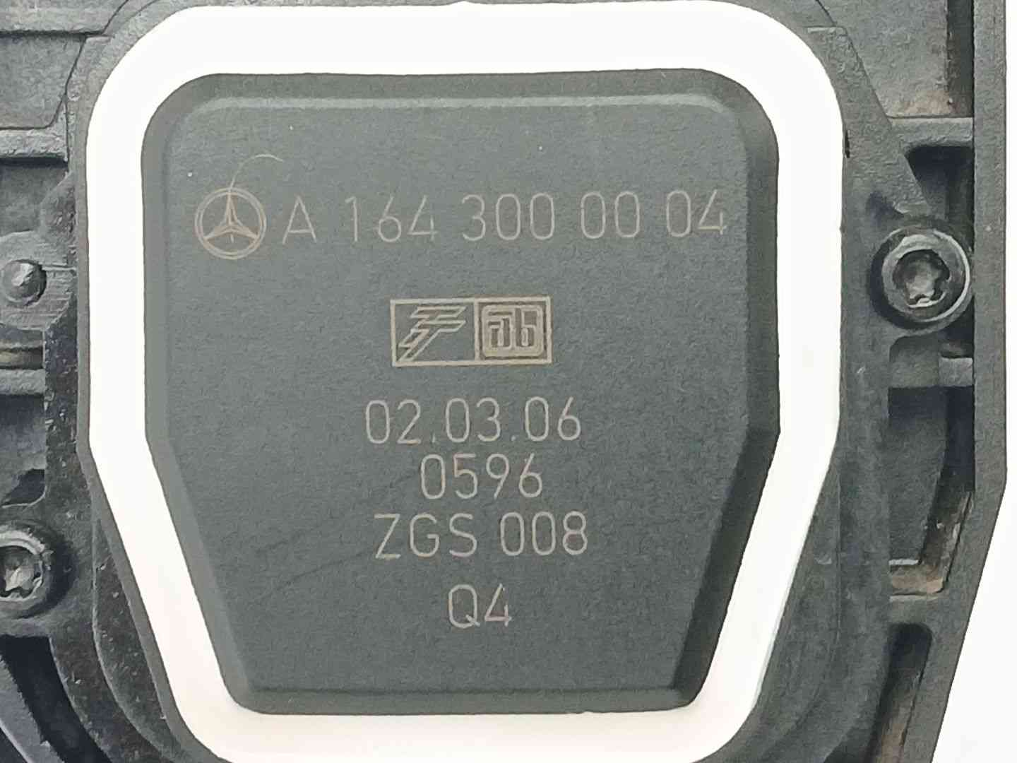 POTENCIOMETRO PEDAL MERCEDES-BENZ CLASE M (W164) A1643000004 A1643000004 - Vista 3