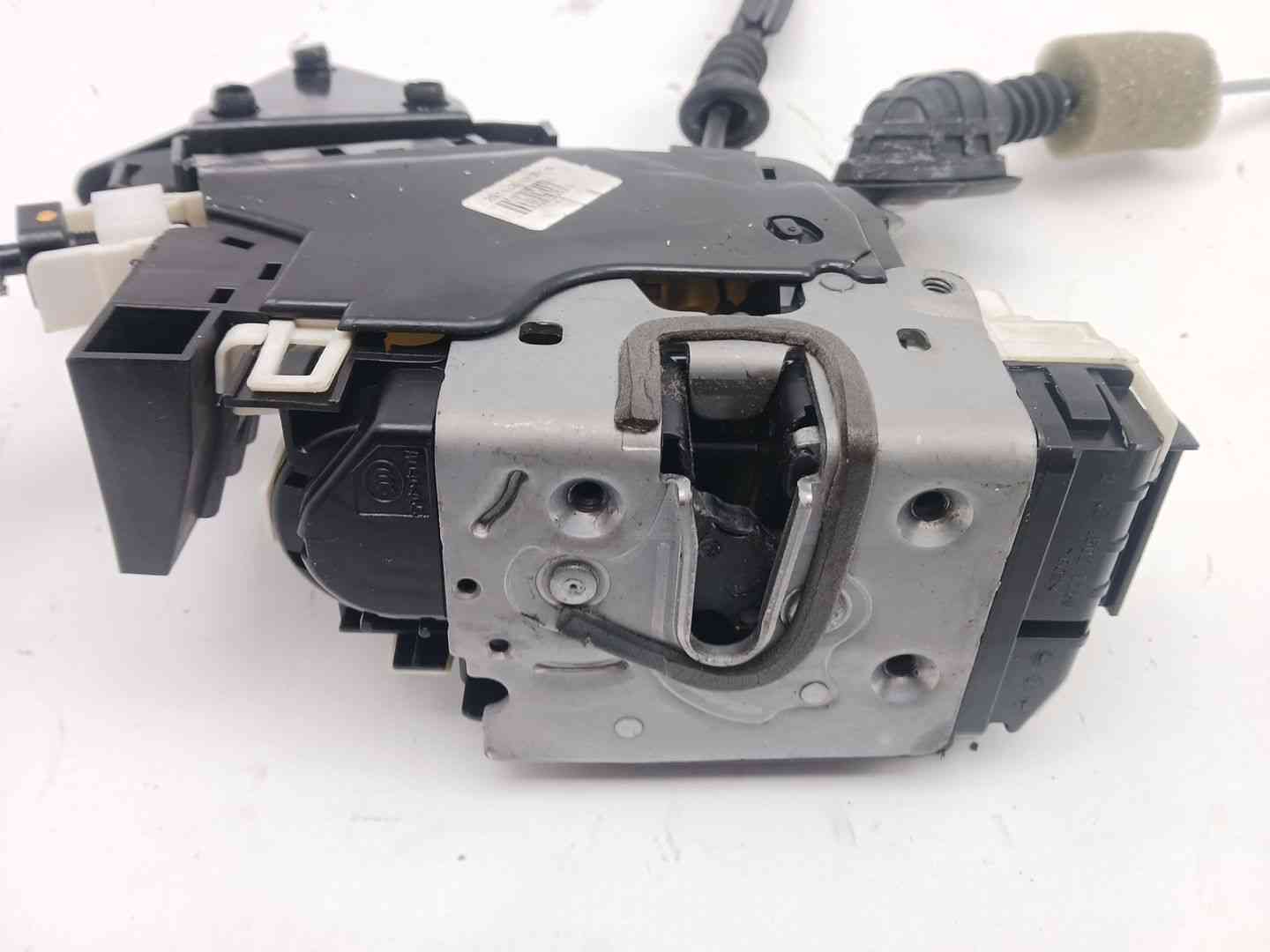 CERRADURA PUERTA DELANTERA DERECHA MERCEDES-BENZ CLASE C (W204) A2047200635 A2047200635 - Vista 2