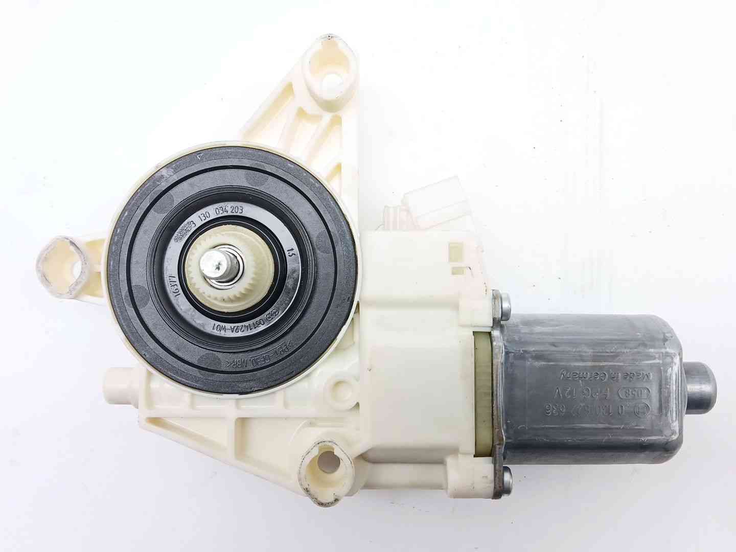 MOTOR ELEVALUNAS DELANTERO DERECHO MERCEDES-BENZ CLASE E (W212) A2129066702 / C33723100 A2129066702C33723100