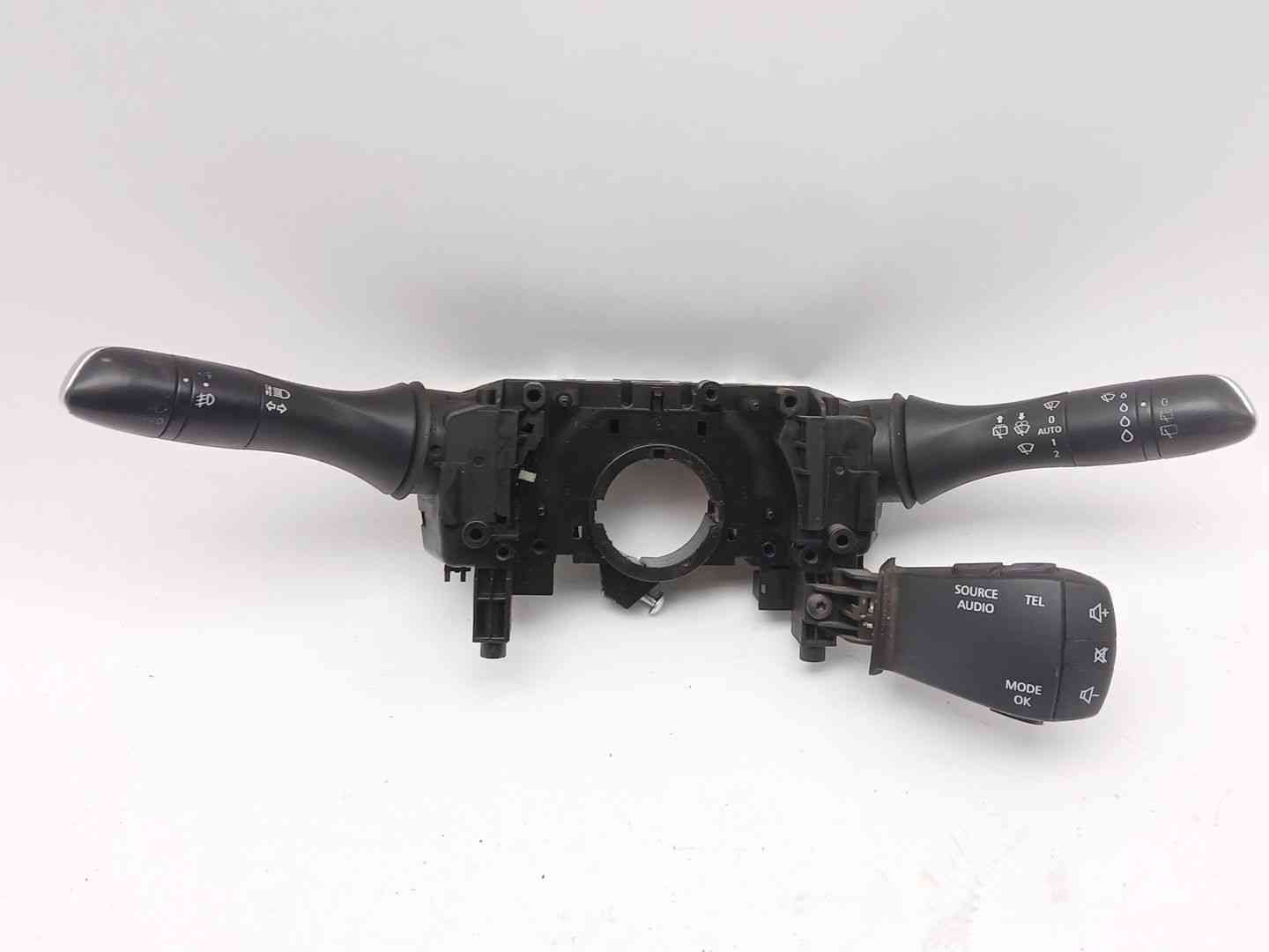 MANDO LUCES RENAULT KADJAR (HA_, HL_) 237106319R 237106319R