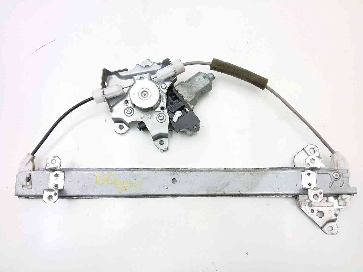 ELEVALUNAS DELANTERO DERECHO NISSAN JUKE (F15) 807201KA0A / 80730JX30C 807201KA0A80730JX30C