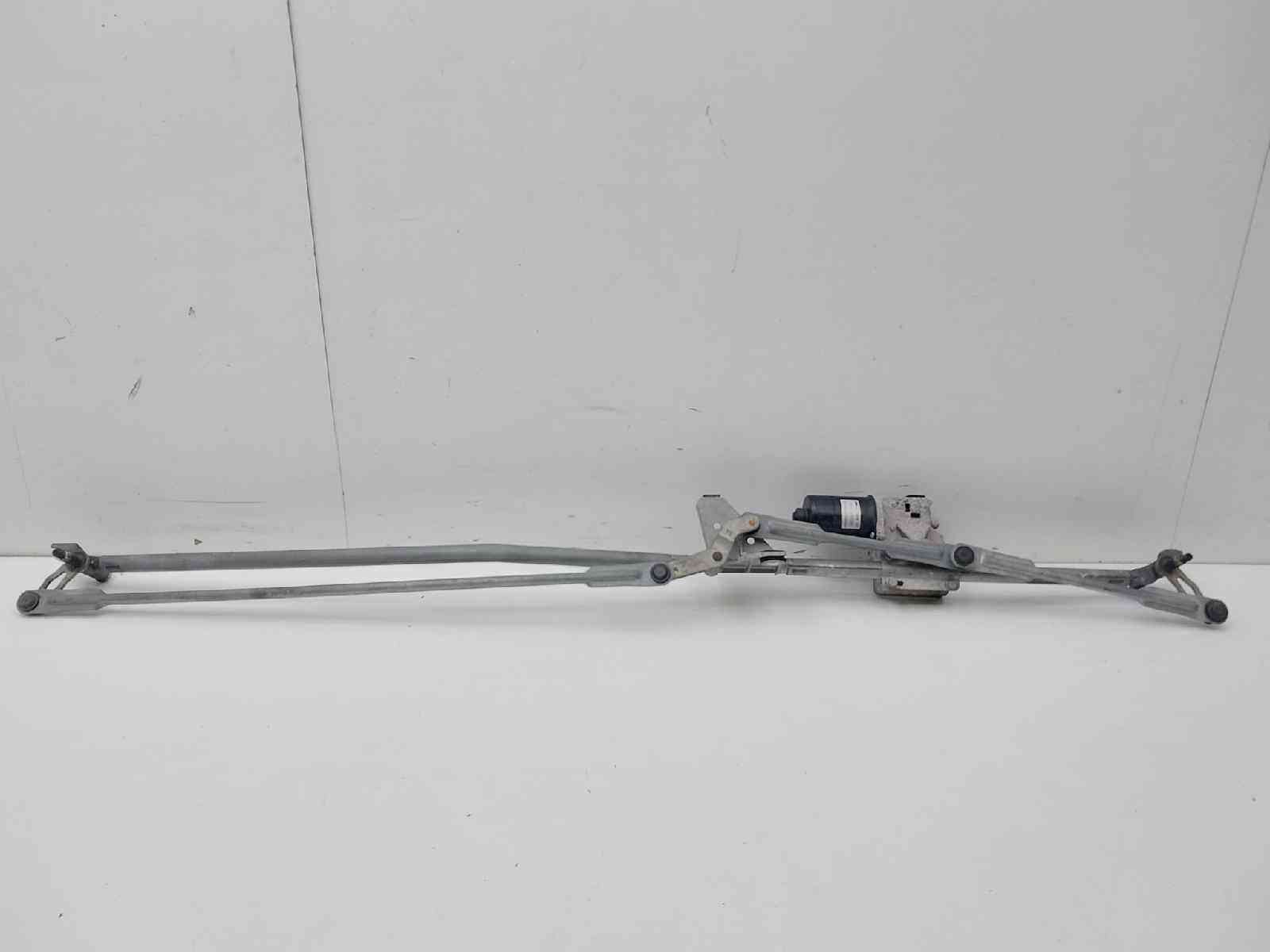 MOTOR LIMPIA DELANTERO CITROËN C4 LIM. W19436 / 2124B W194362124B