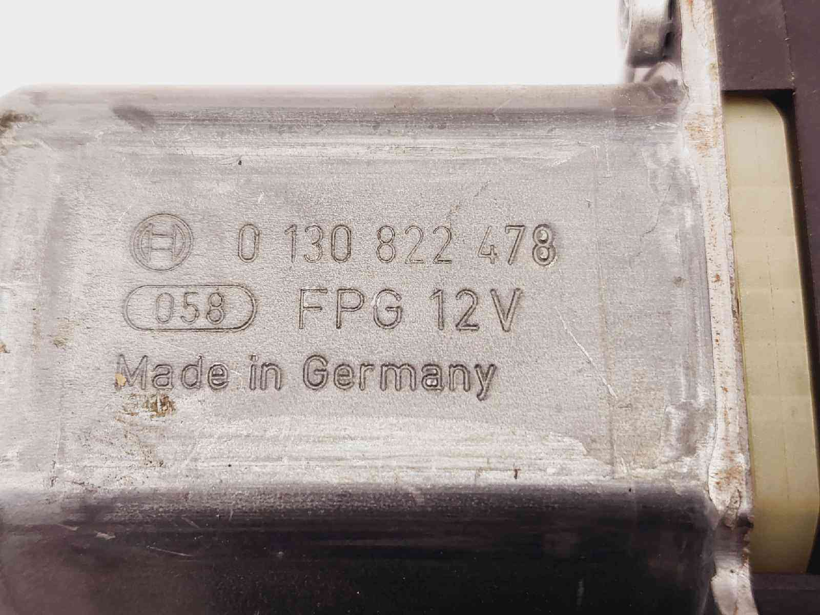MOTOR ELEVALUNAS DELANTERO DERECHO RENAULT TWINGO (CO6) 807300011R 807300011R - Vista 3