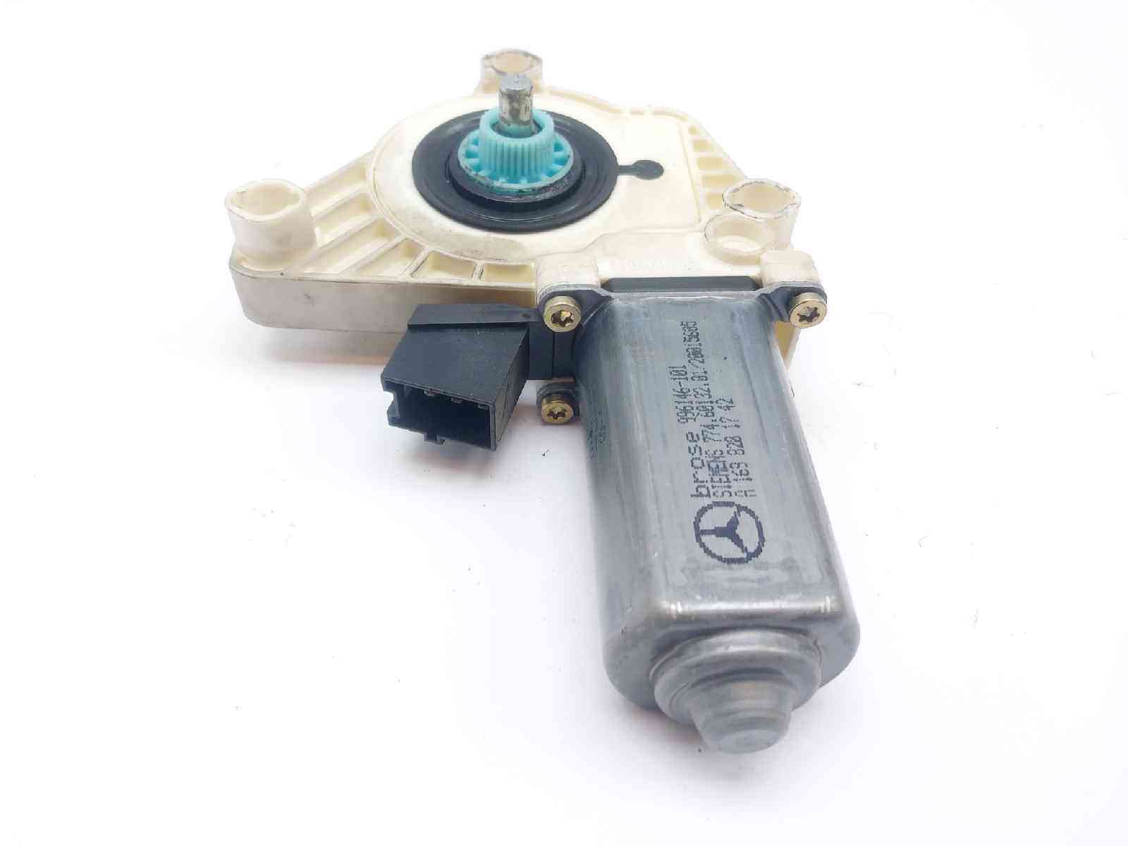 MOTOR ELEVALUNAS DELANTERO IZQUIERDO MERCEDES-BENZ CLASE A (W169) A1698201742 / 996146101 A1698201742996146101 - Vista 3