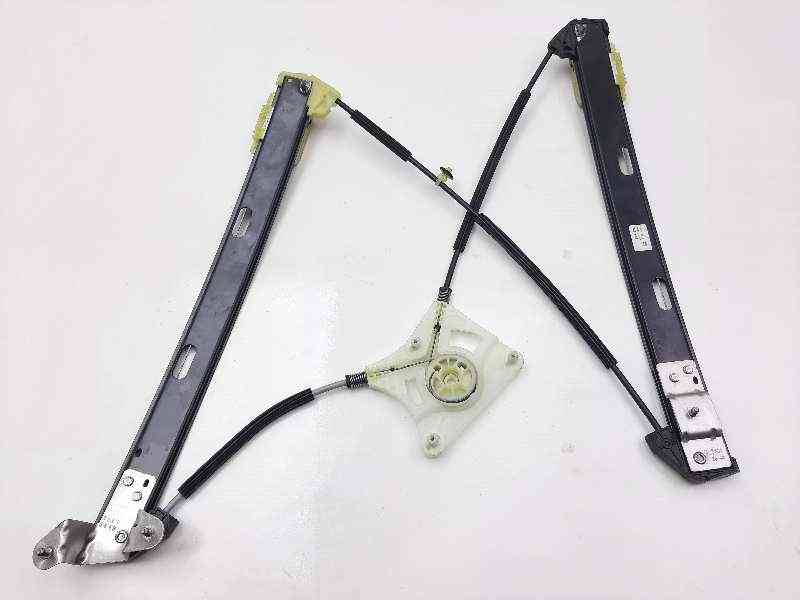 ELEVALUNAS DELANTERO DERECHO VOLKSWAGEN POLO 2G4837462B 2G4837462B