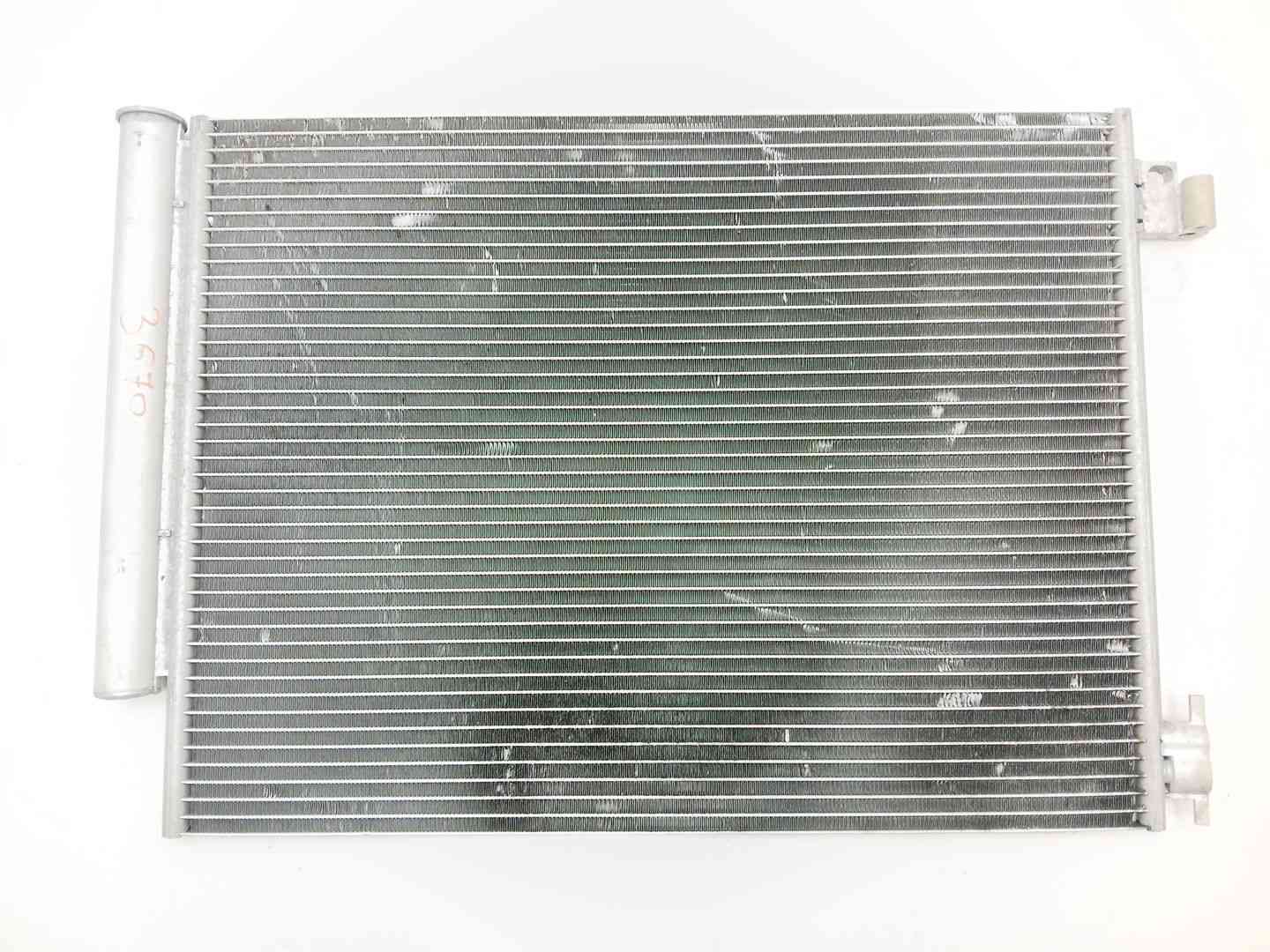 CONDENSADOR / RADIADOR AIRE ACONDICIONADO RENAULT CAPTUR 921006843R 921006843R