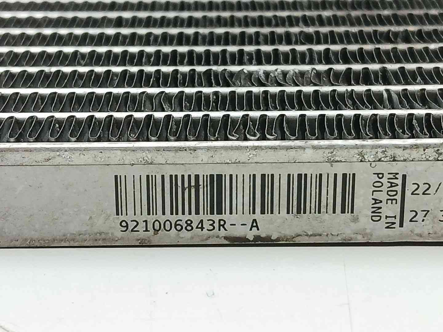 CONDENSADOR / RADIADOR AIRE ACONDICIONADO RENAULT CAPTUR 921006843R 921006843R - Vista 2
