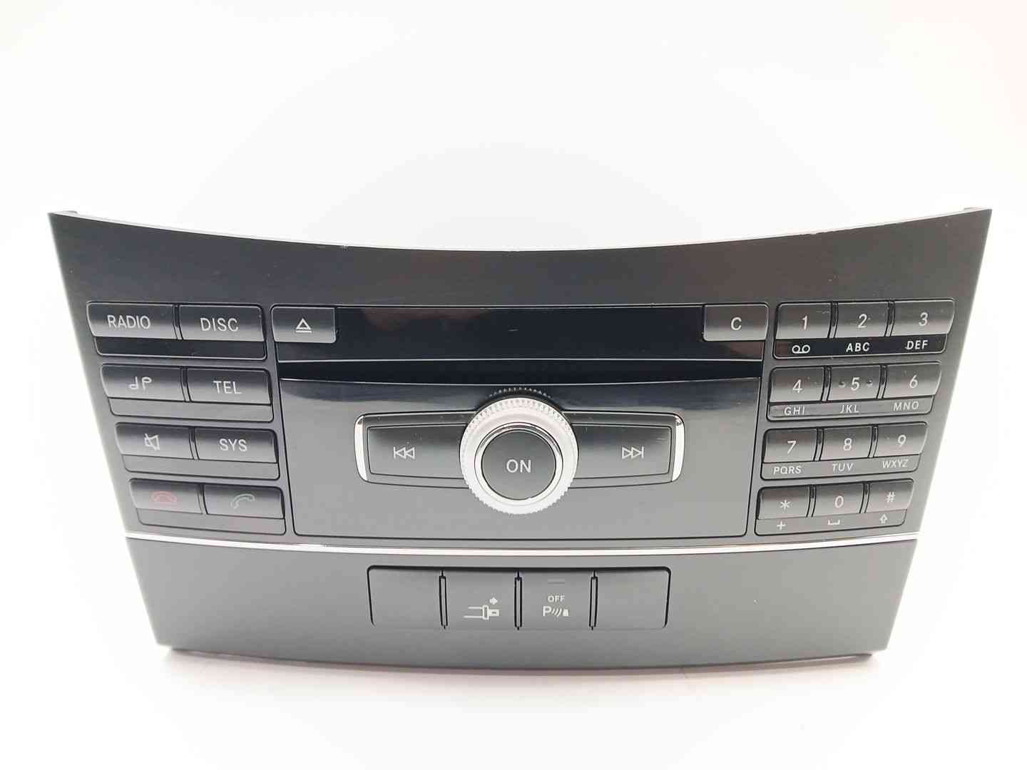 SISTEMA AUDIO / CD MERCEDES-BENZ CLASE E Coupé (C207) A2129069900 / A2128700089 A2129069900A2128700089